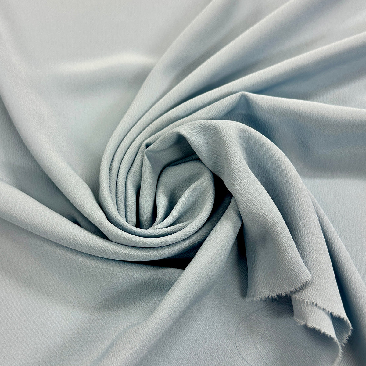 No. 2156 Seide-Acetat Crepe graublau