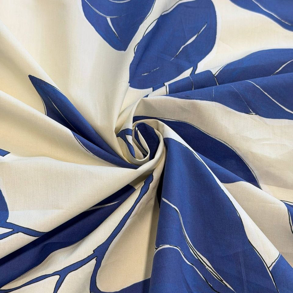 No. 2103 Poplin Blätter Blau/Ecru