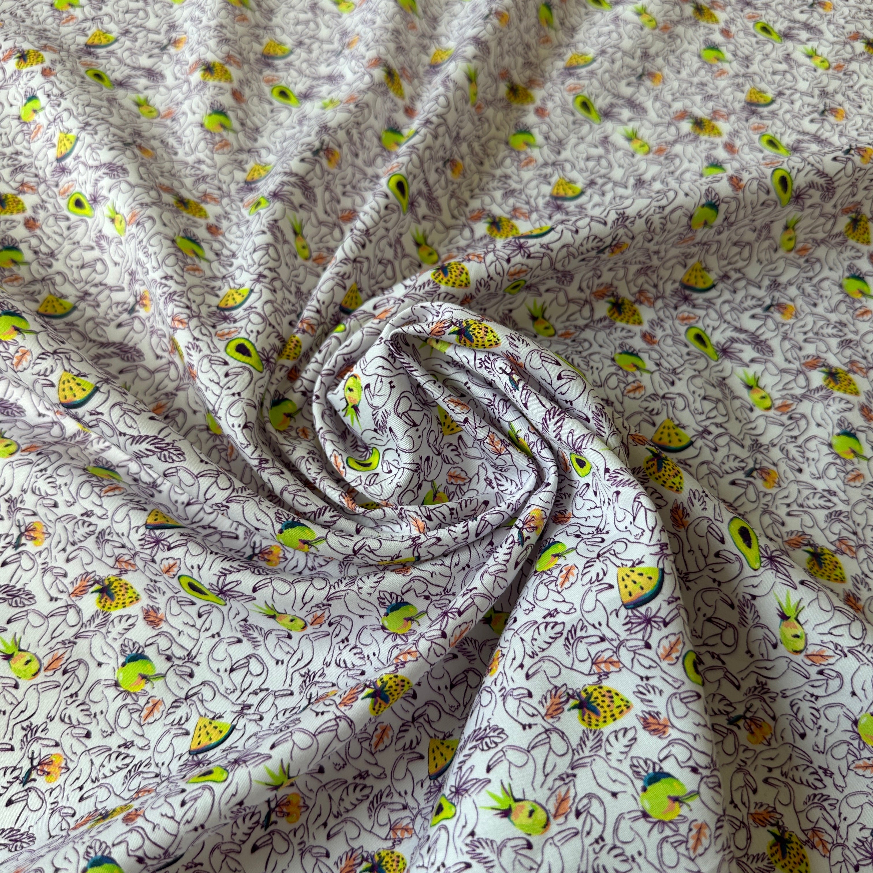 No. 1591 Baumwollprint Früchte lila grün