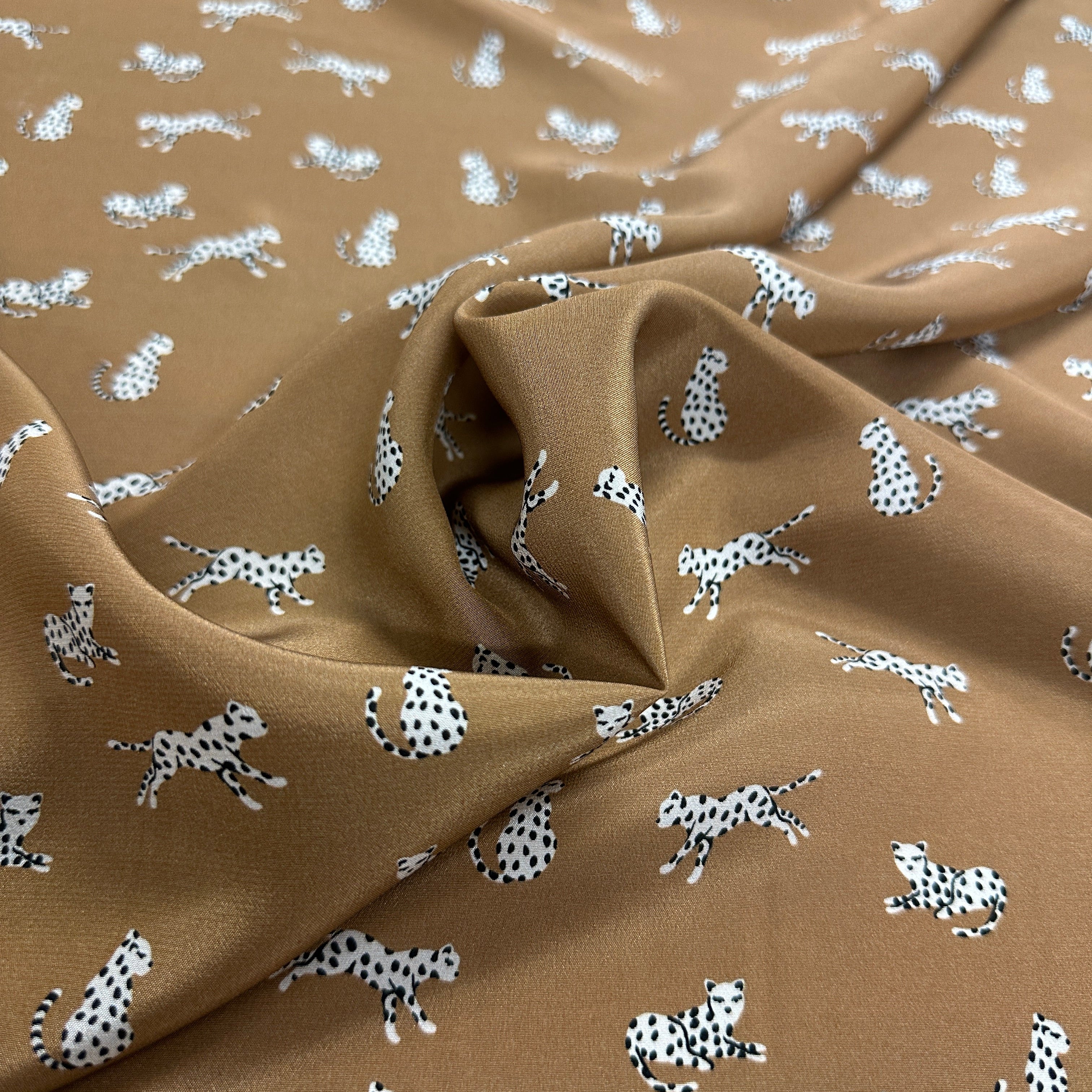 No. 1690 Seide camel Leopard