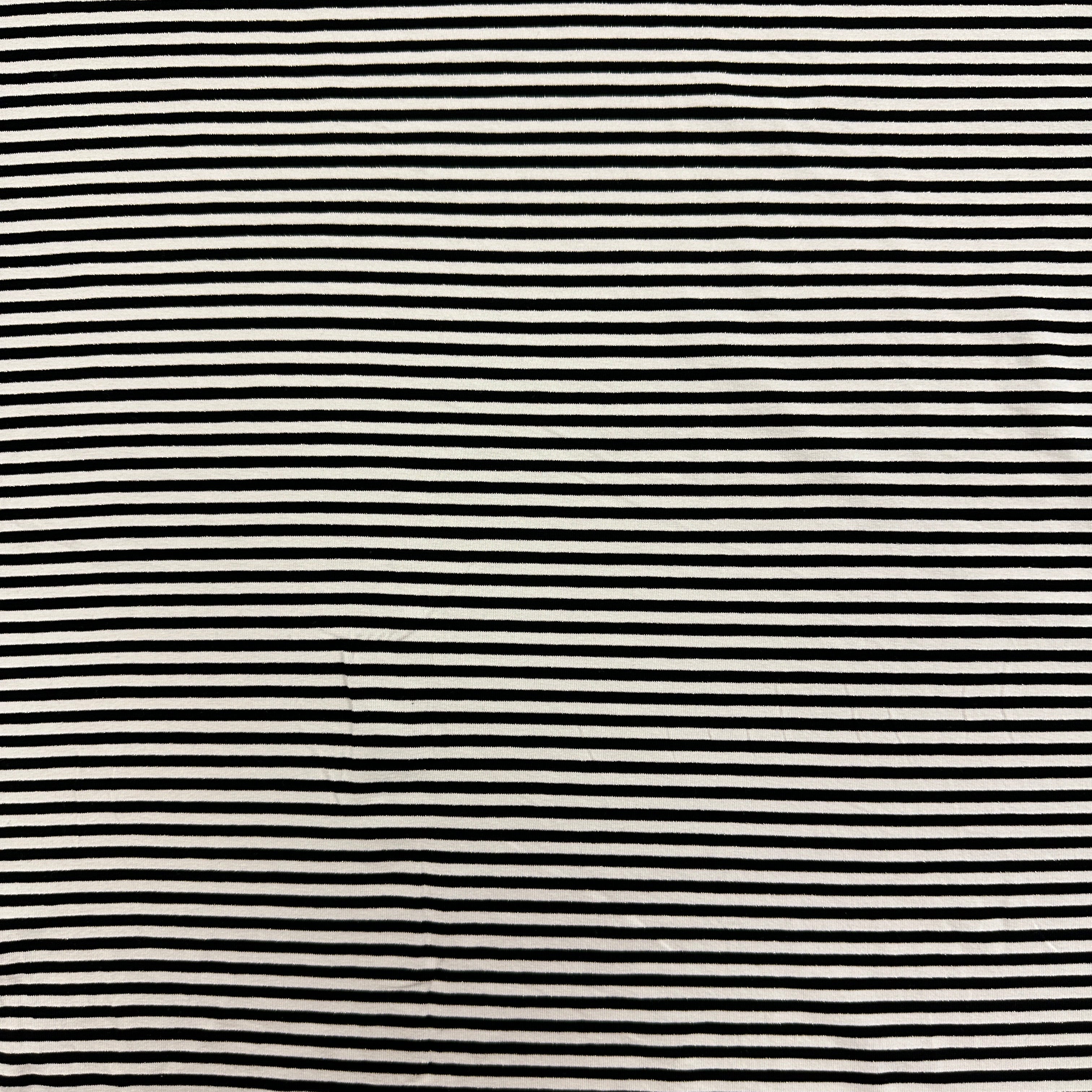 No. 1723 Viskosejersey schwarz weiß gestreift Lurex