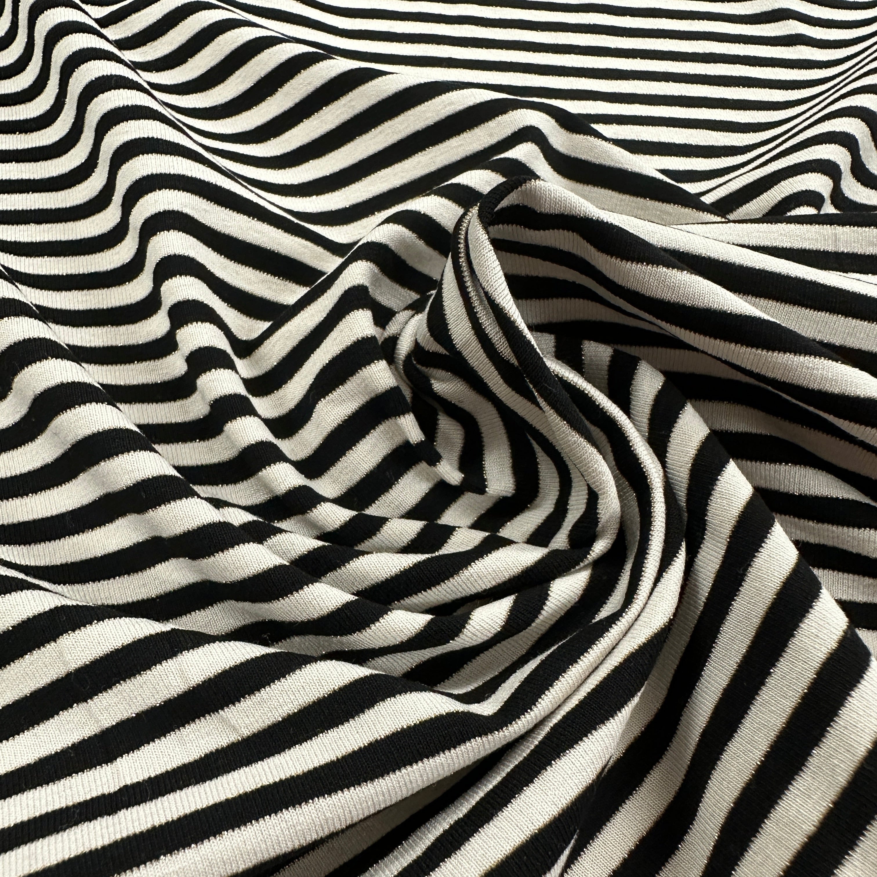 No. 1723 Viskosejersey schwarz weiß gestreift Lurex