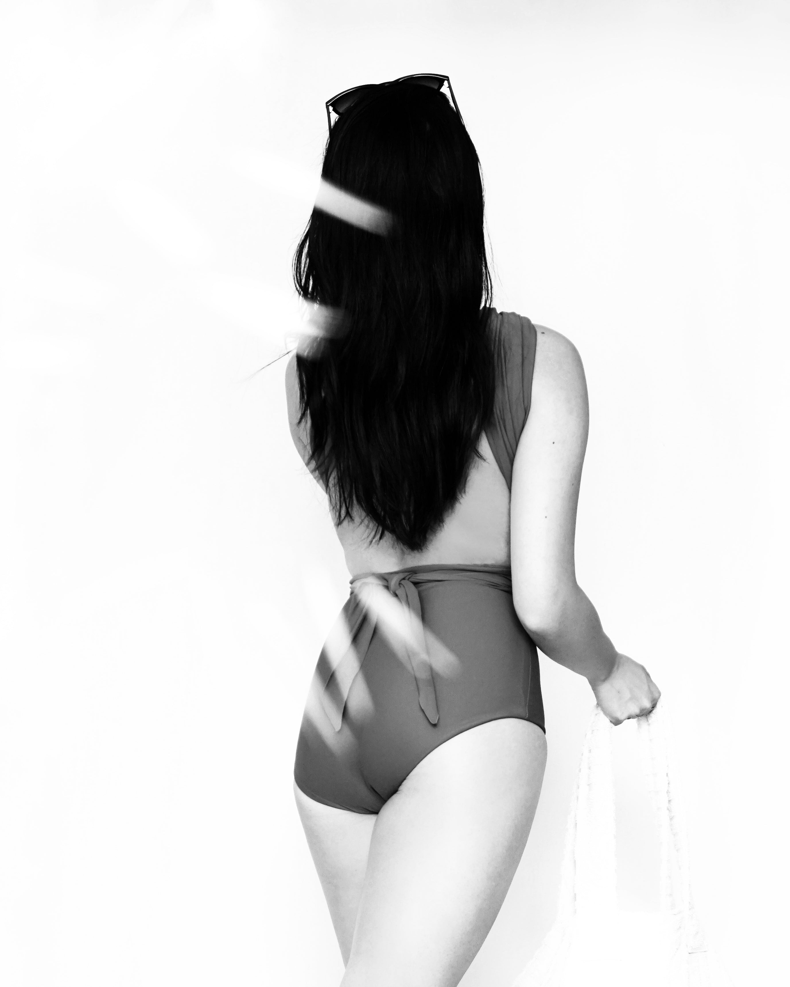 E-Book Swimsuit Juna