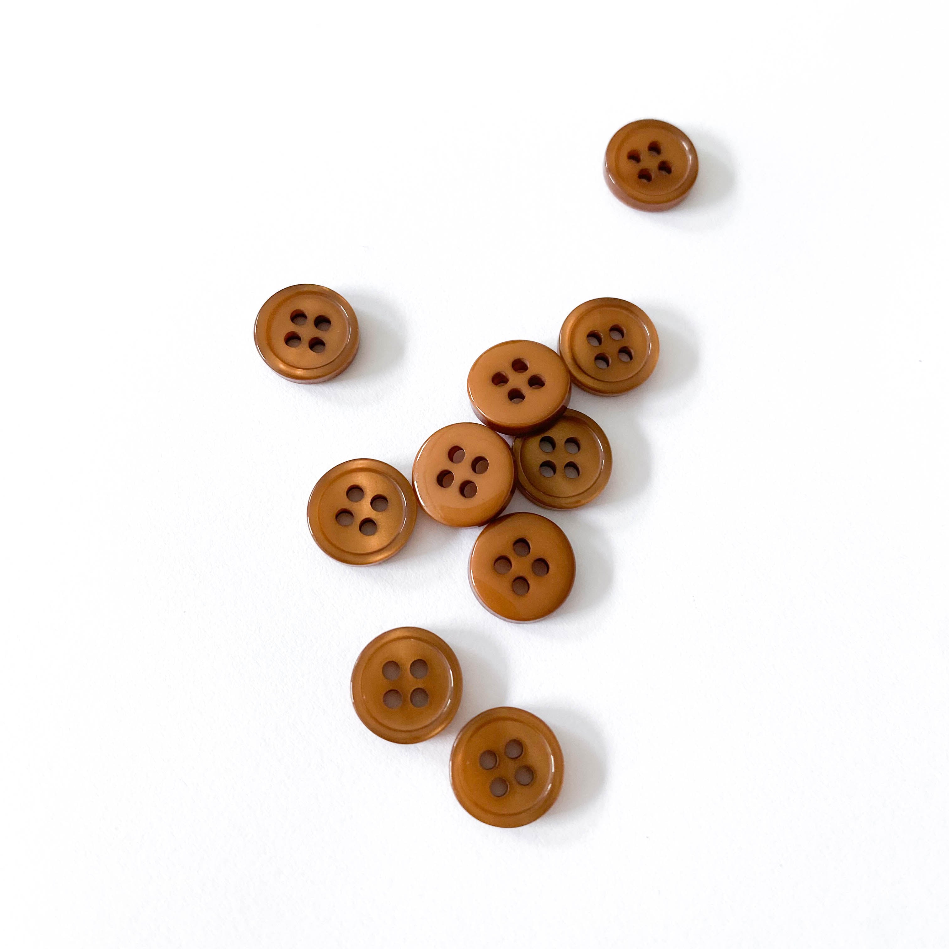 Petits boutons de chemisier 1,1 cm différentes couleurs