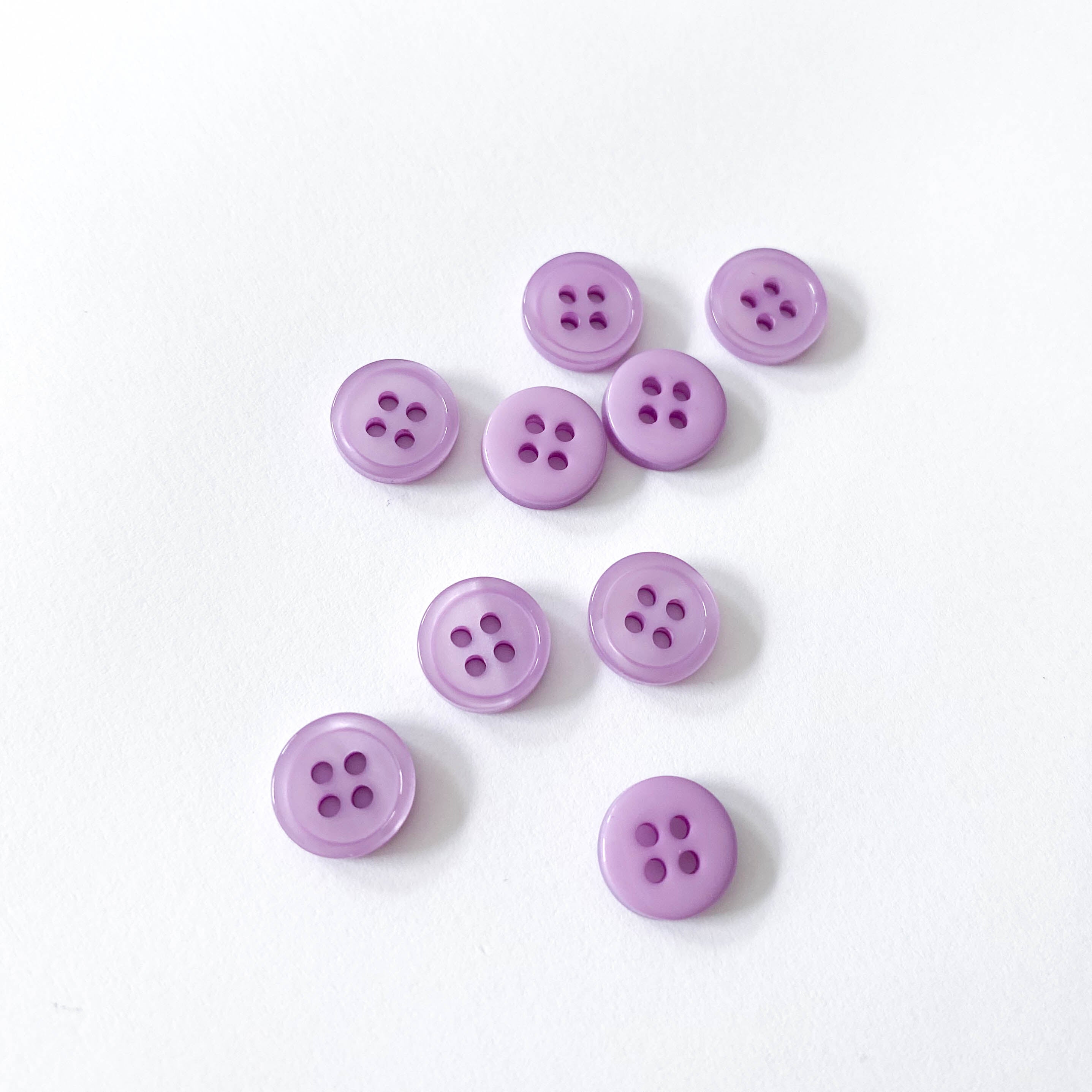 Petits boutons de chemisier 1,1 cm différentes couleurs