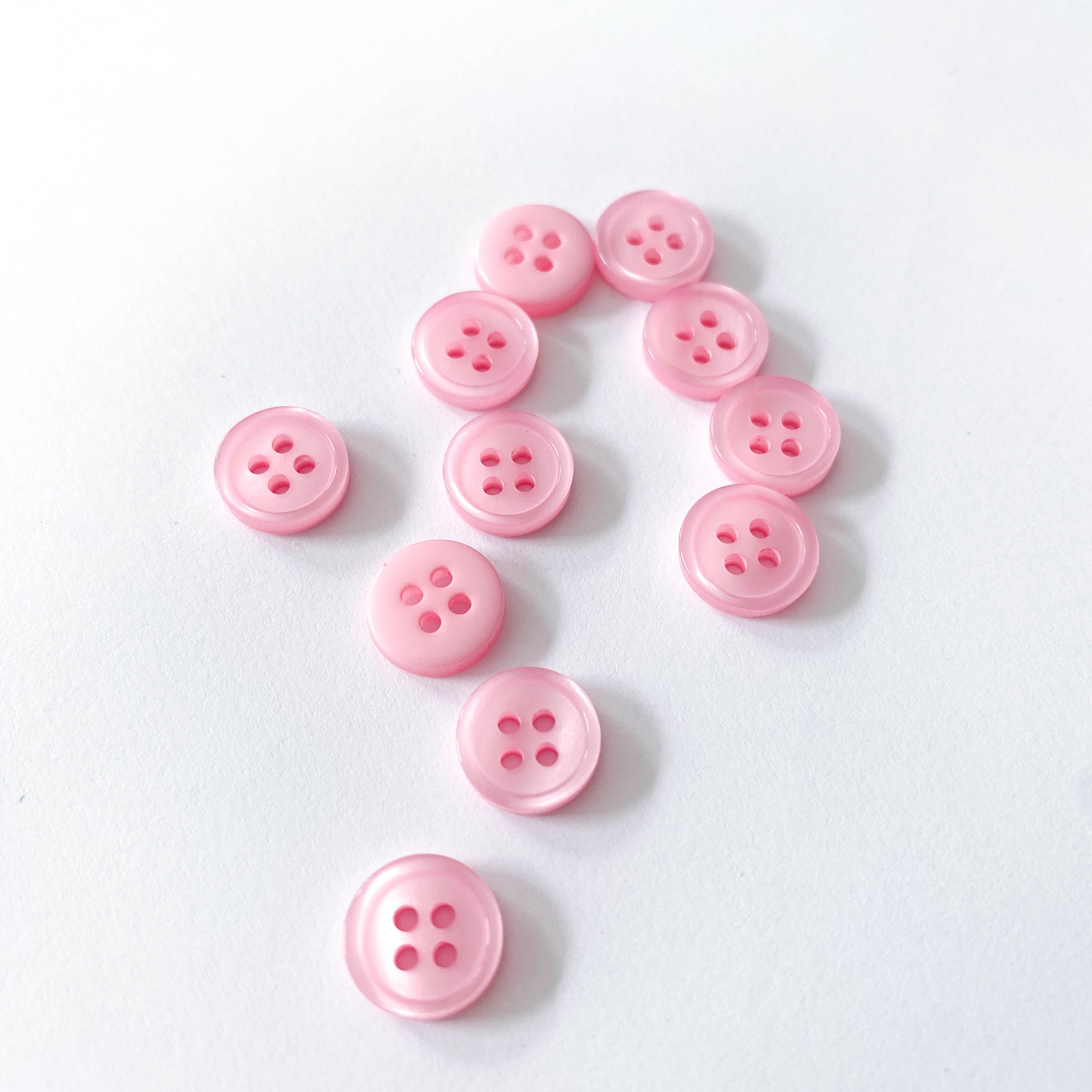 Petits boutons de chemisier 1,1 cm différentes couleurs