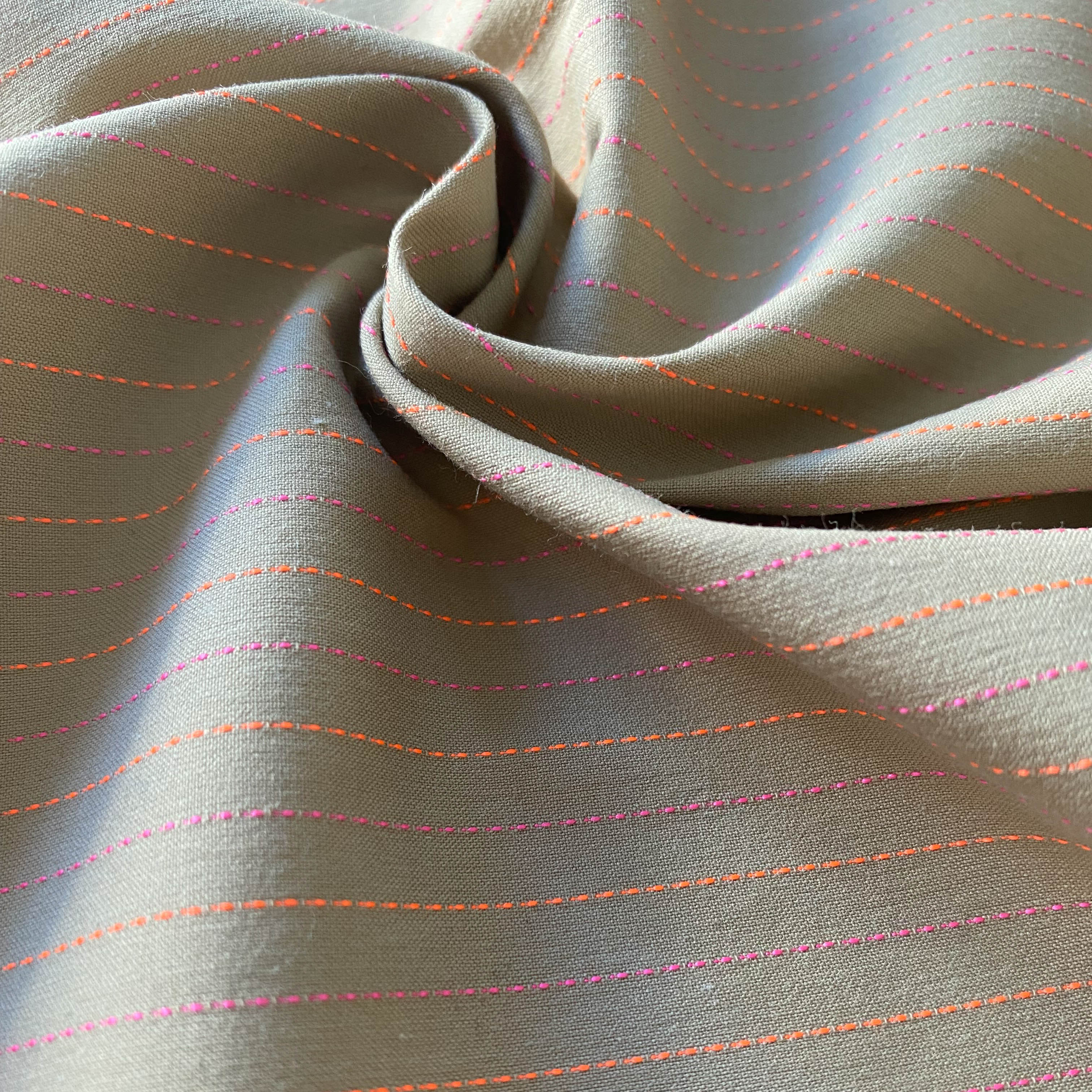 No. 1336 Viskose Elasthan mit gewebten Querstreifen