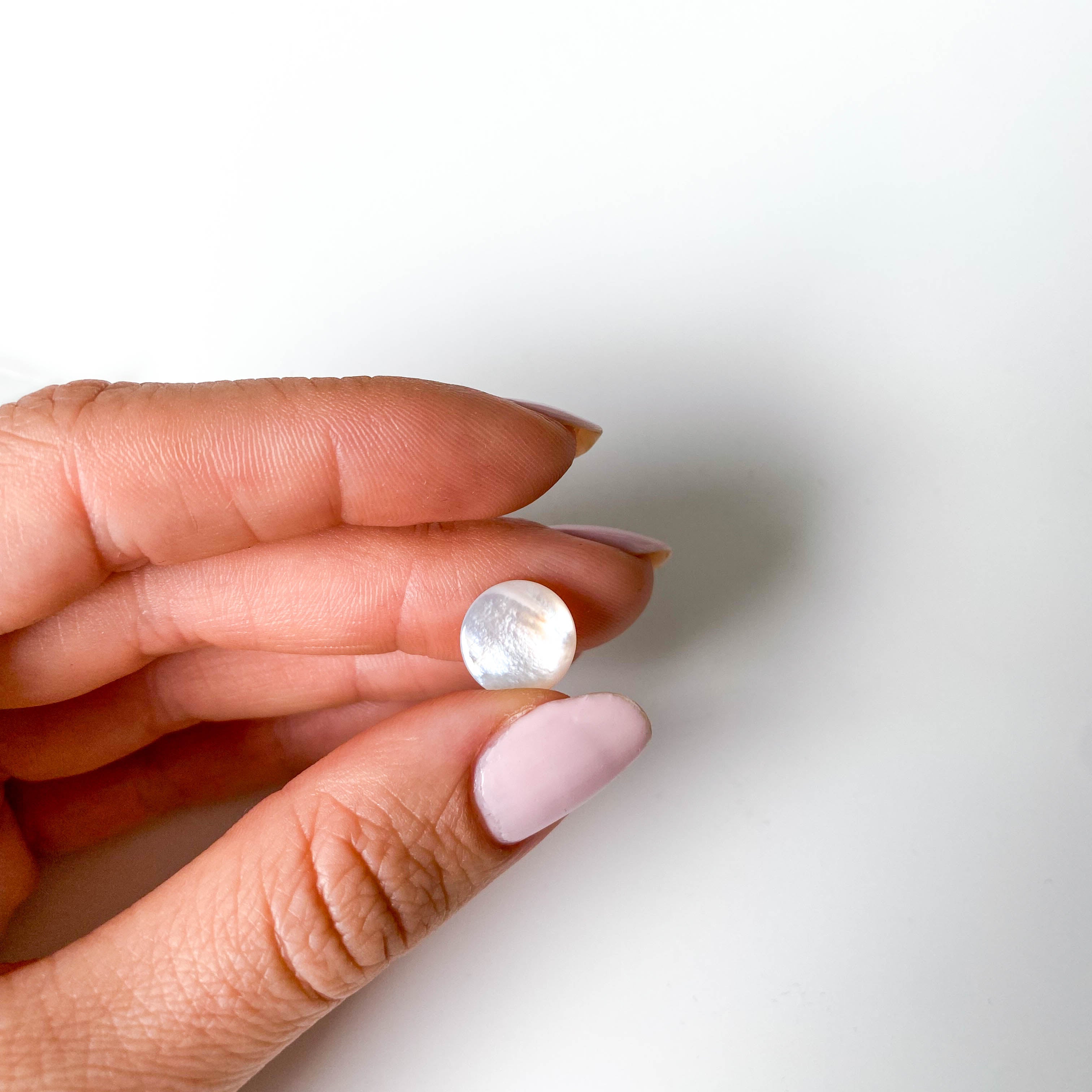 Bouton de chemisier nacre 11 mm