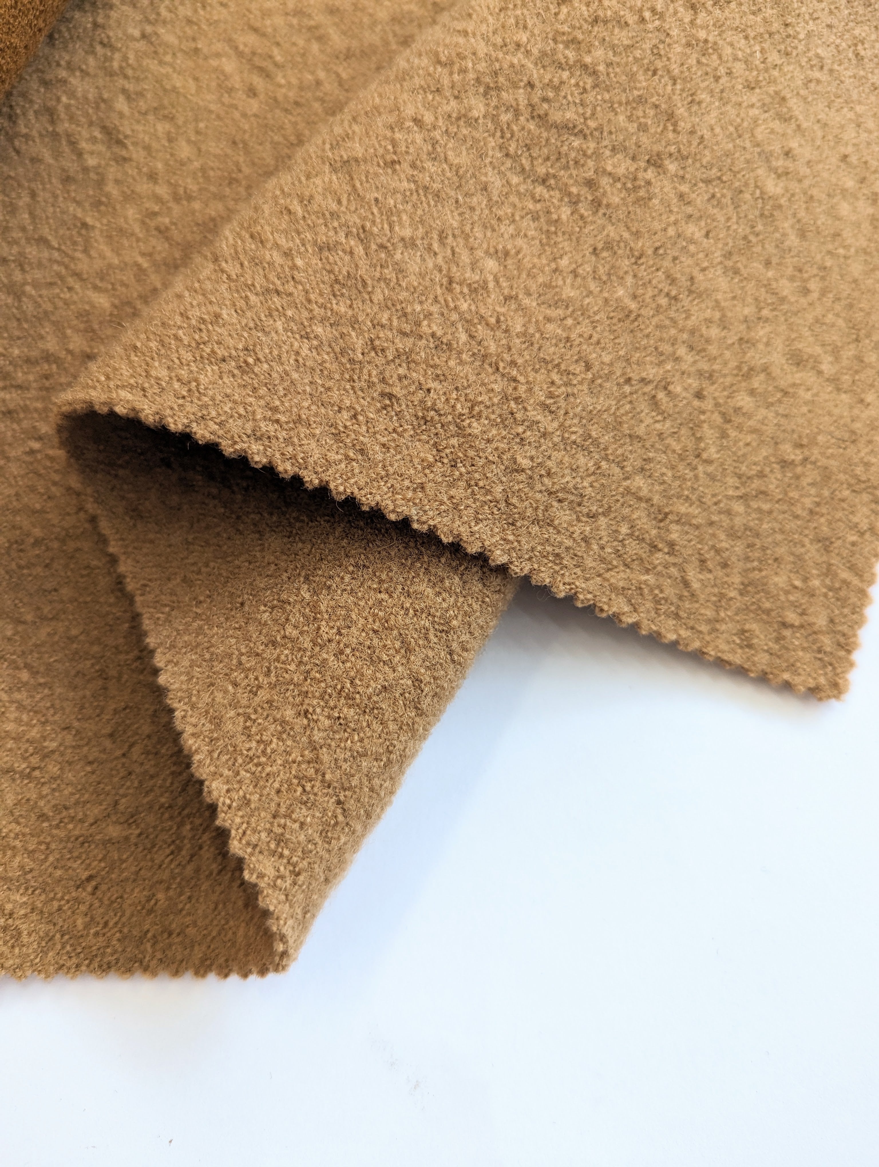 No. 999 Wool felt camel