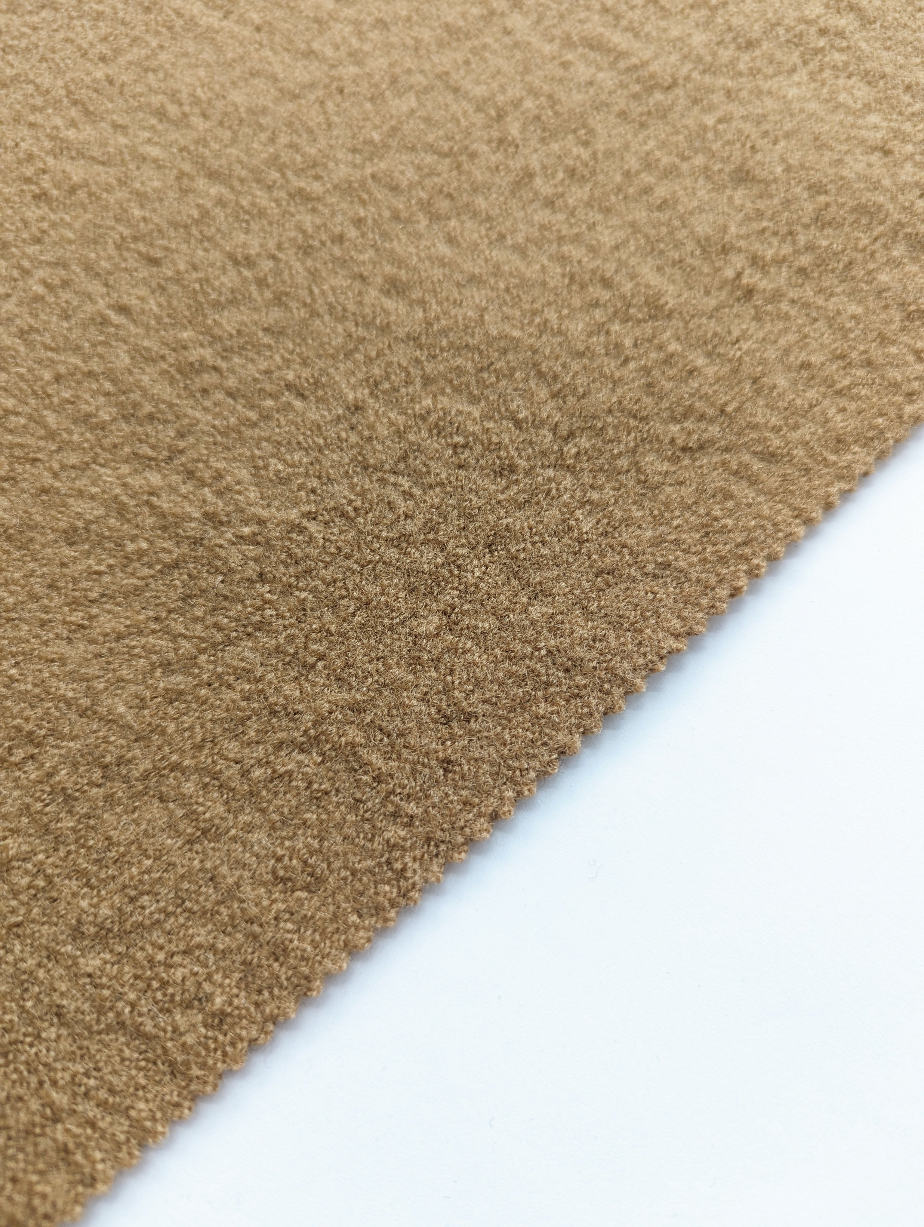 No. 999 Wool felt camel
