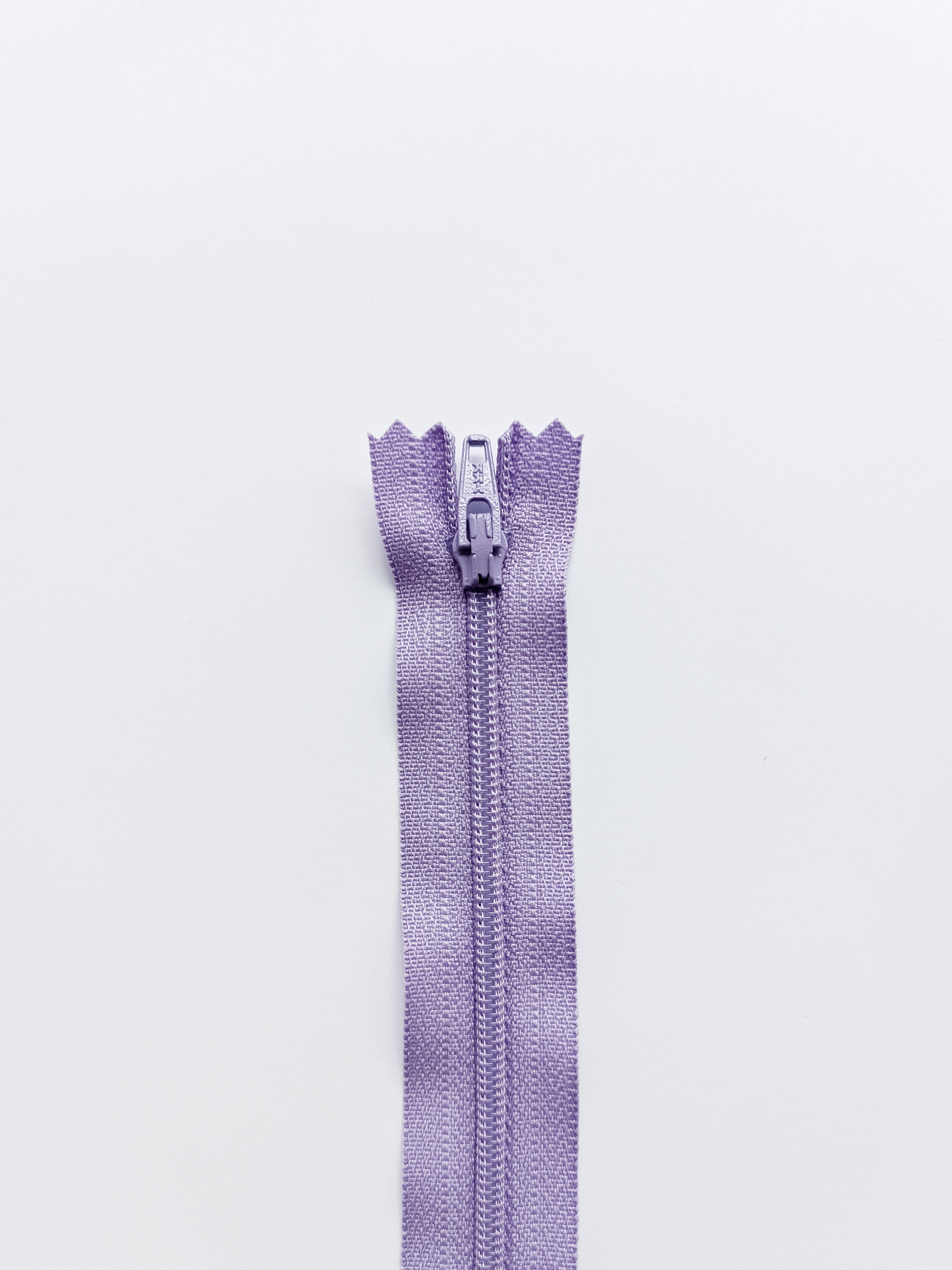 YKK Reißverschluss mit Kunststoffspirale 20 cm