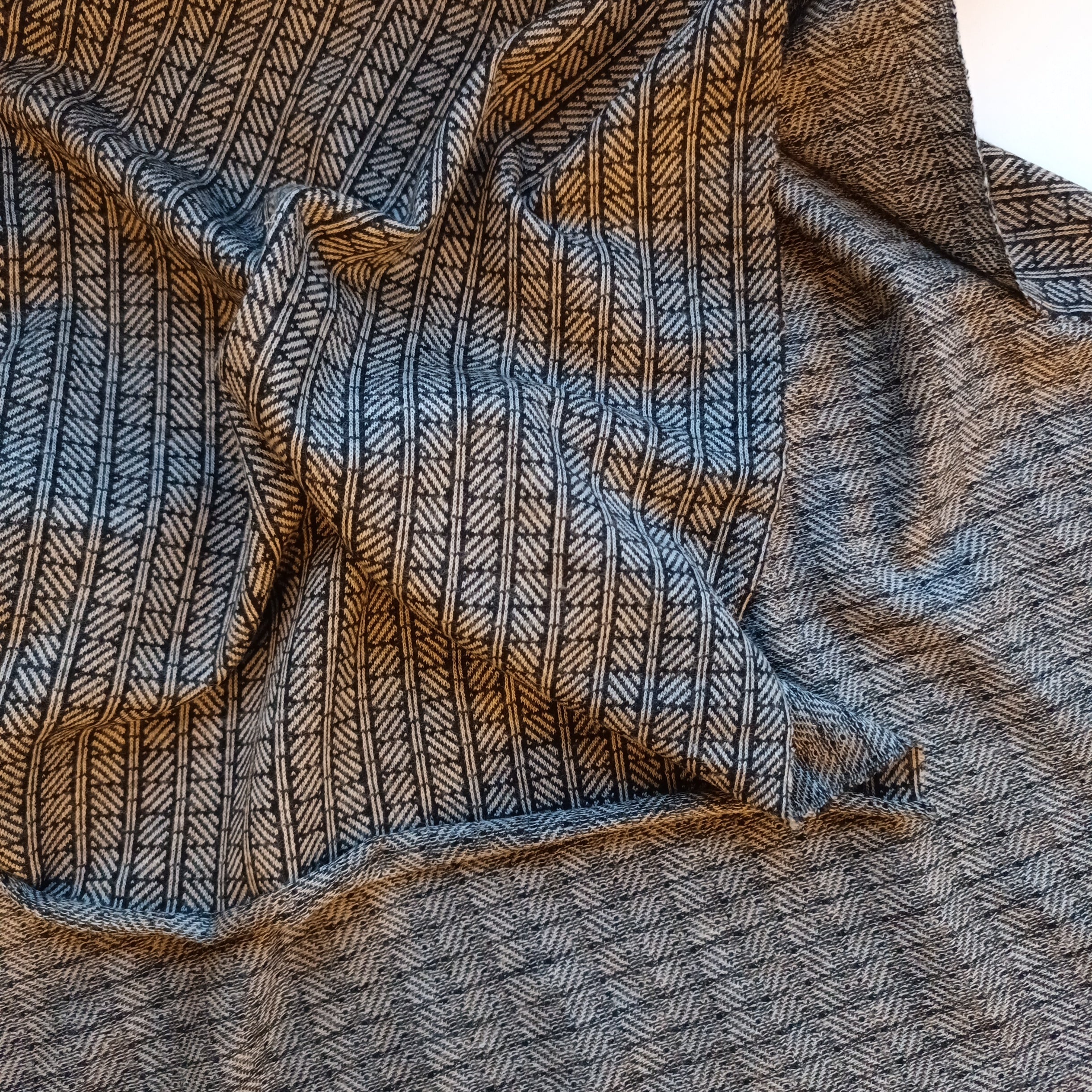 No. 189 viscose knit / 240 cm