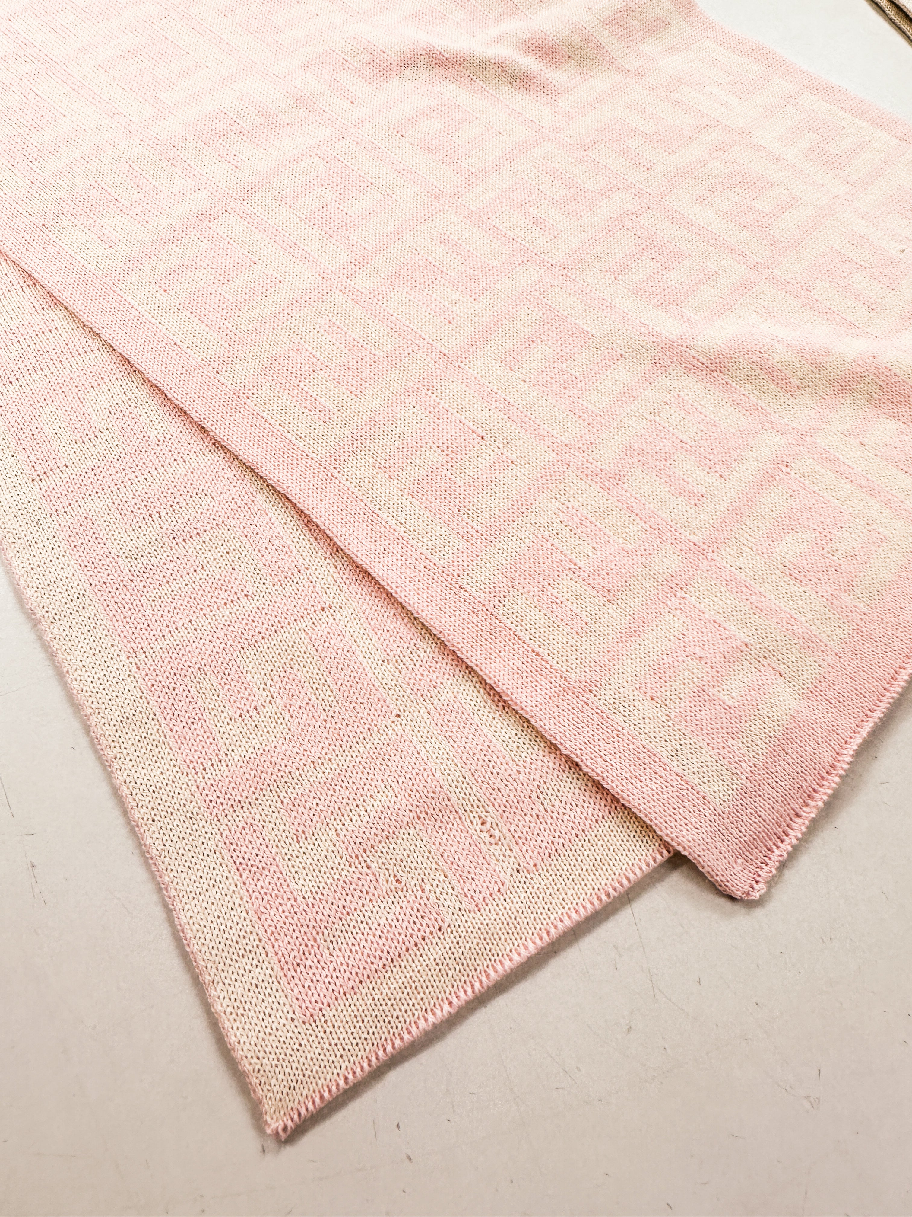 No. 1926 - Schal 100% Schurwolle rosa | wollweiss