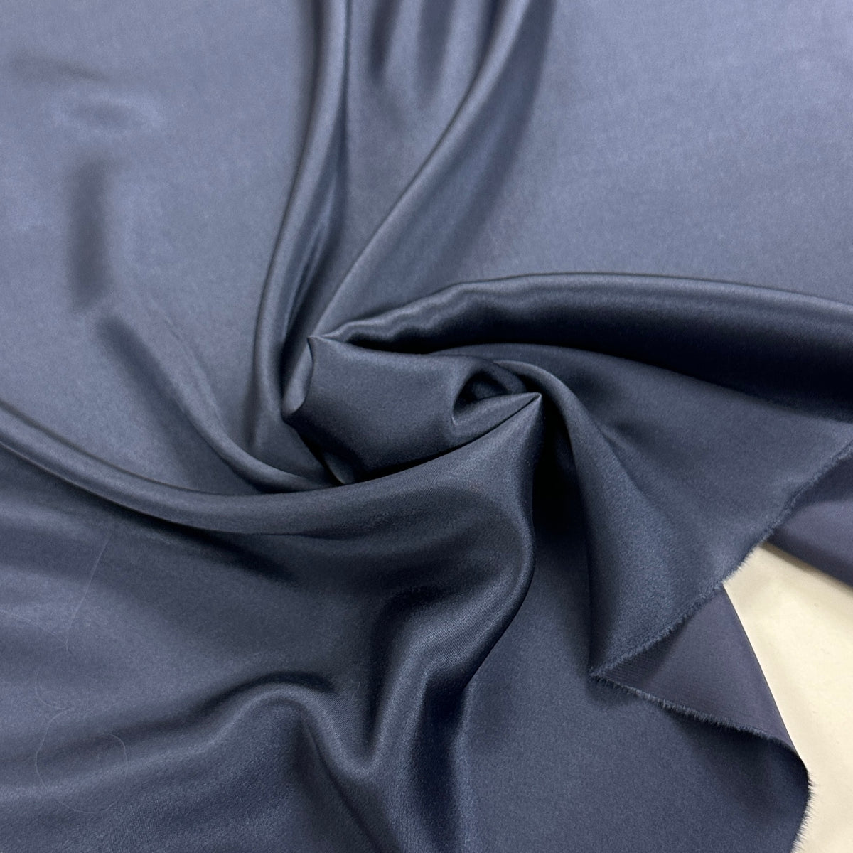 No. 2158 Seide-Acetat Satin dunkelblau