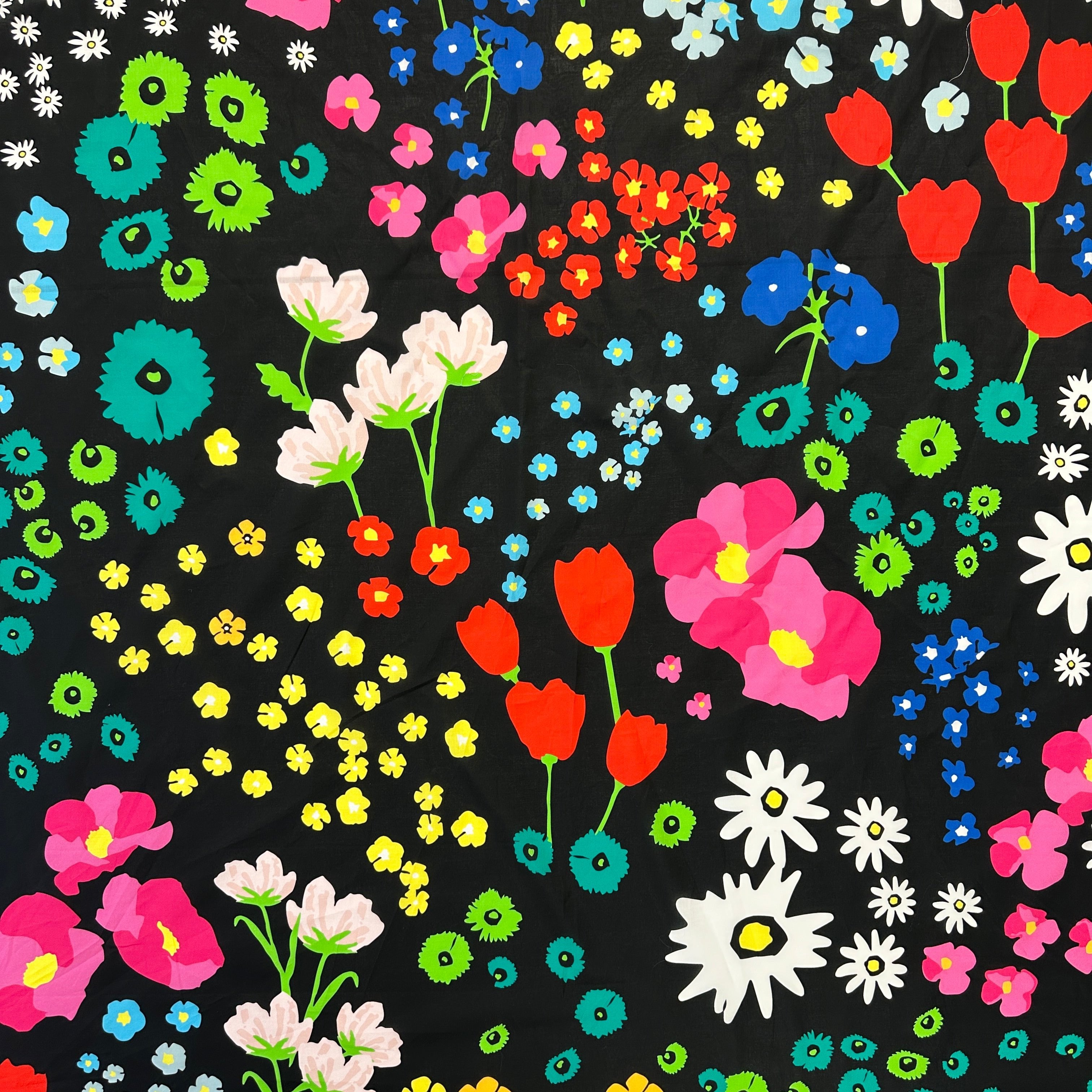 No. 1366 Baumwolle Blumenprint schwarz