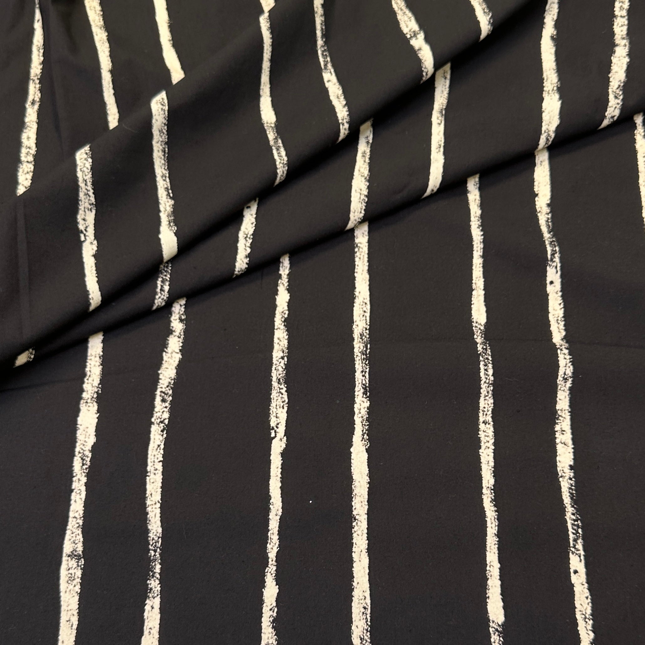 No. 1394 Baumwoll Poplin Pinselstreifen schwarz | beige | 1,50m