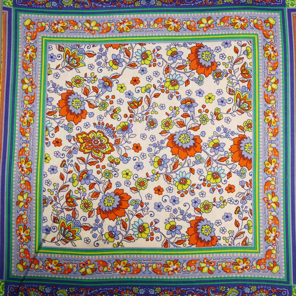 No. 1786 Viskose Satin Paisley & Blumen