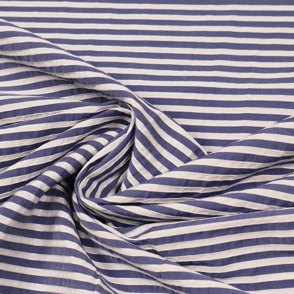 Non. Tissu en viscose extensible 1498 à rayures horizontales