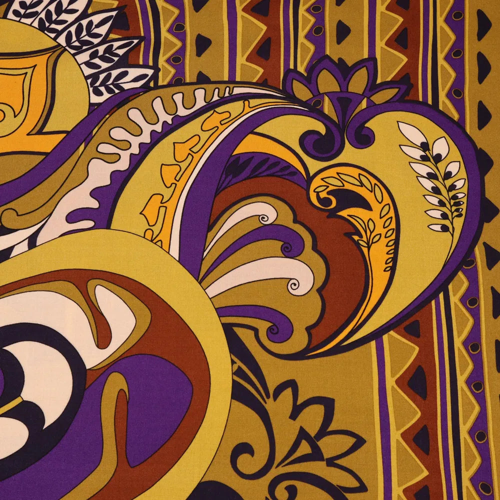 Non. Tissu viscose 1502 motif rétro