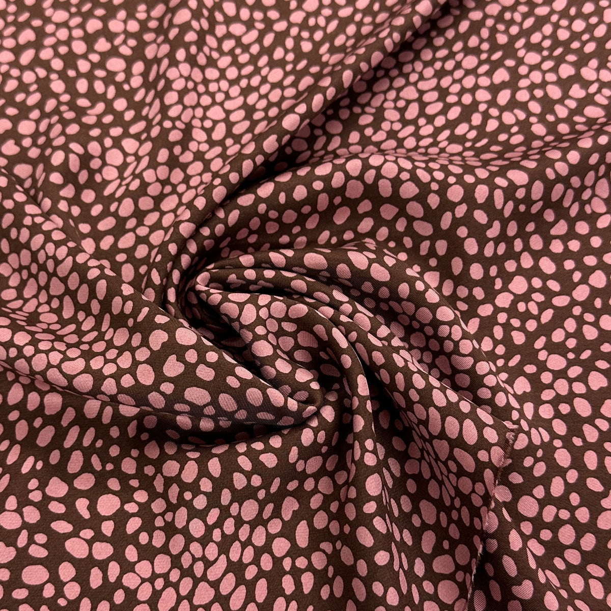 No. 2143 Viskosetwill Tupfen braun rosa