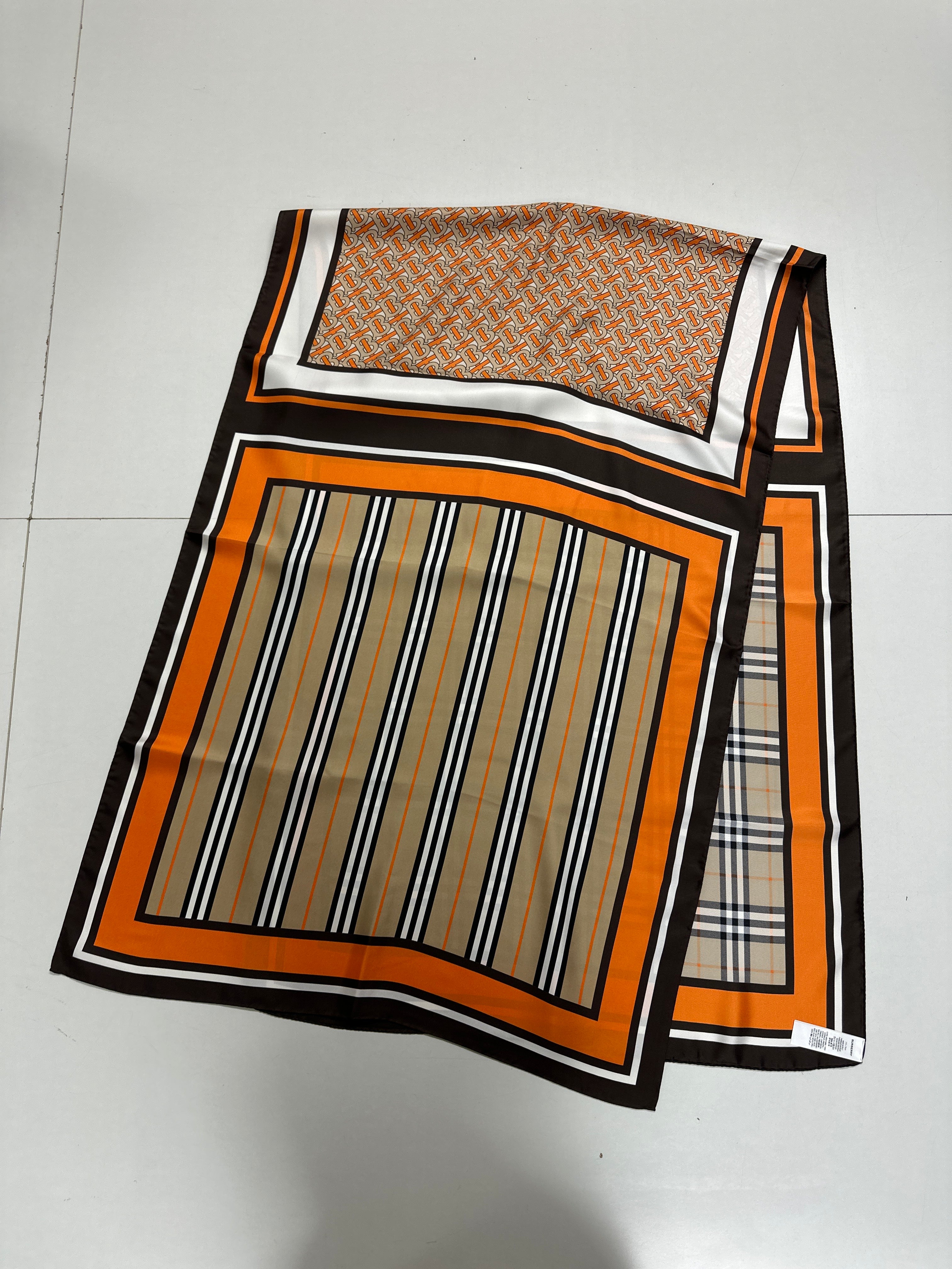 1 Seidenschal Burbe**y 210x70