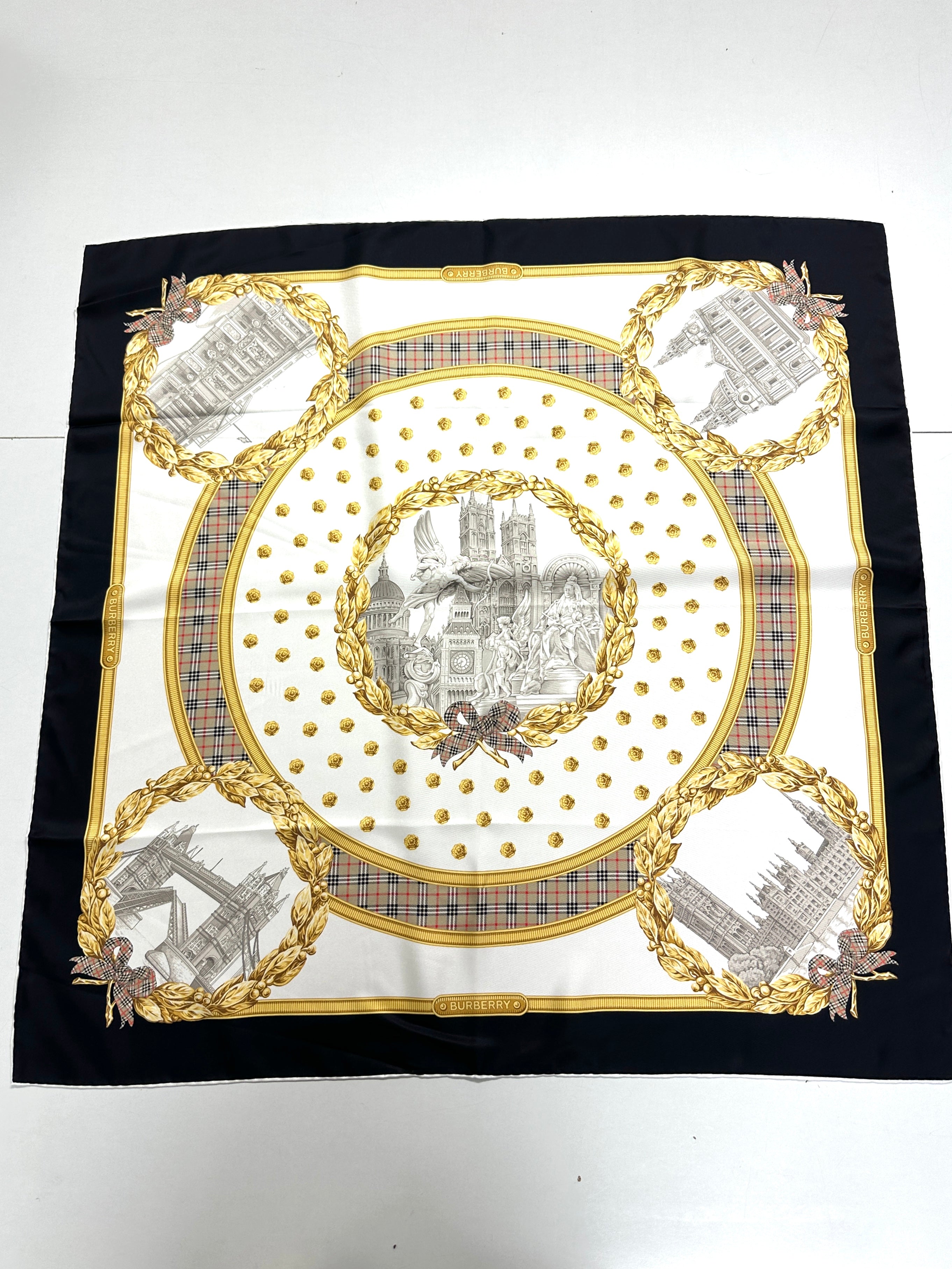 8 Seidenschal Burbe**y 90x90