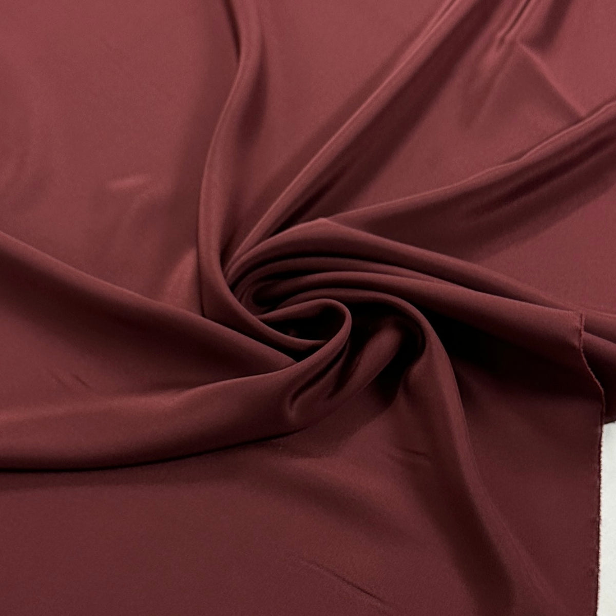 No. 2134 Seidencrepe burgundy