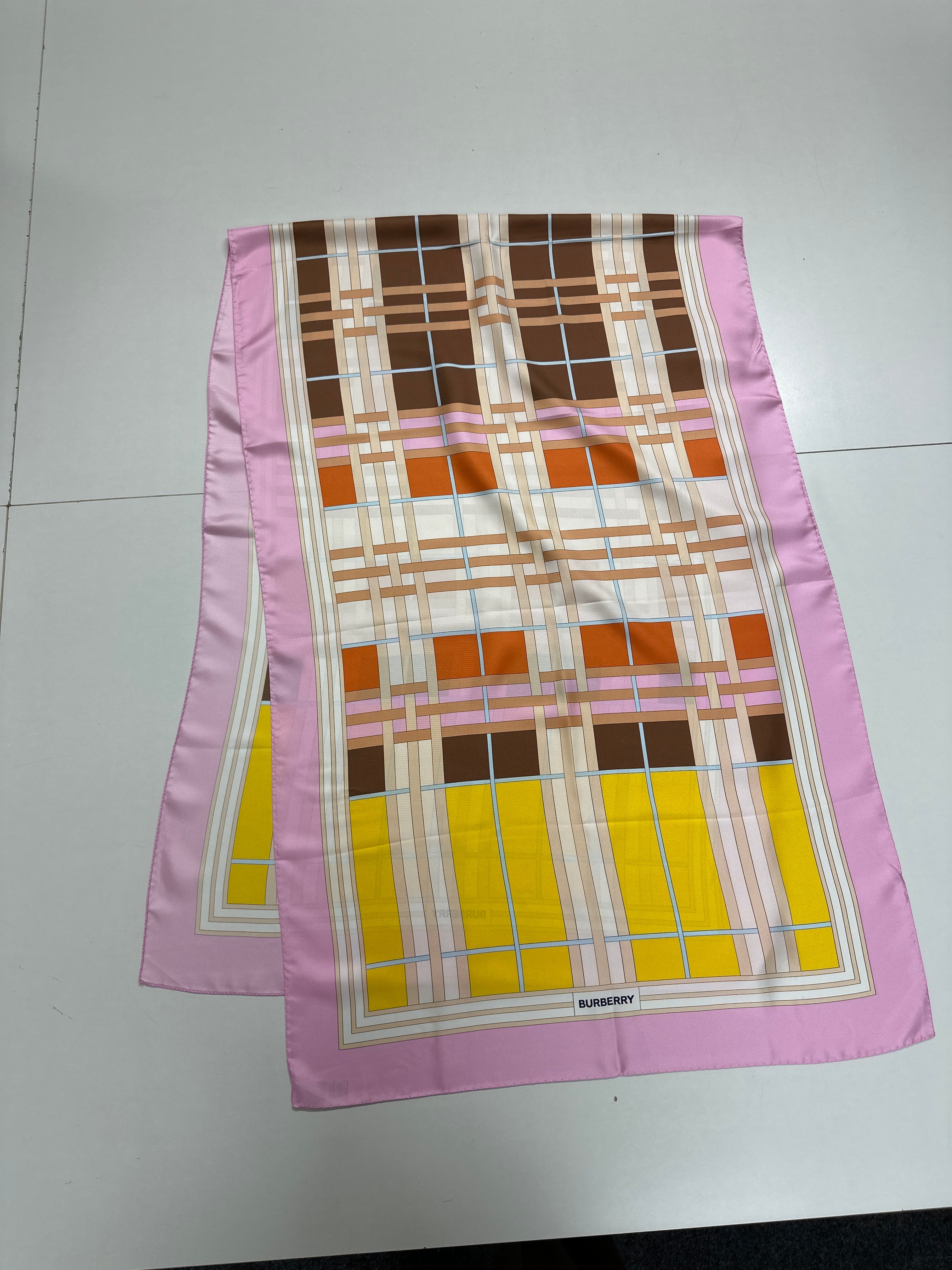 11 Seidenschal Burbe**y 210x70