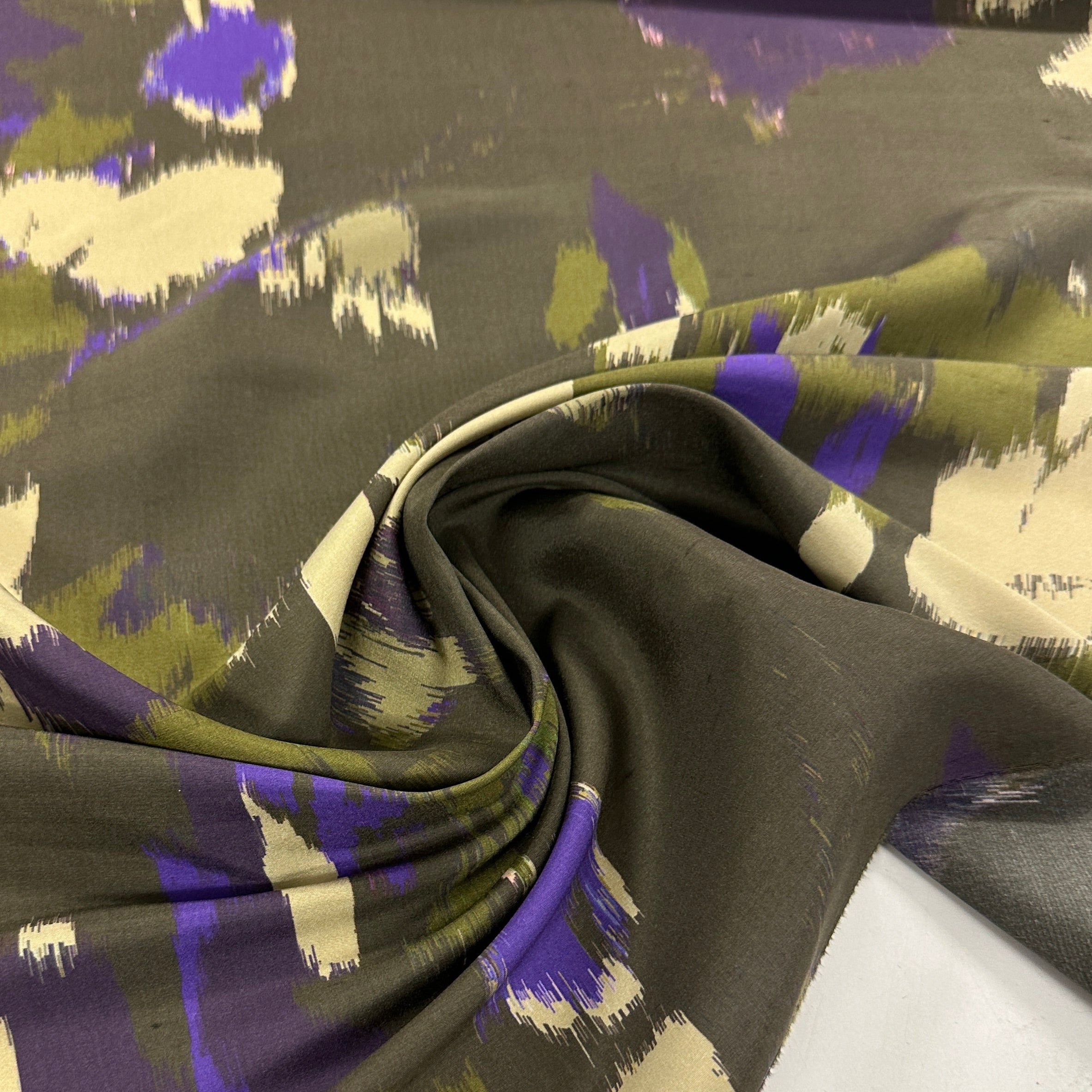 No. 2039 Seiden-Shantung lila khaki