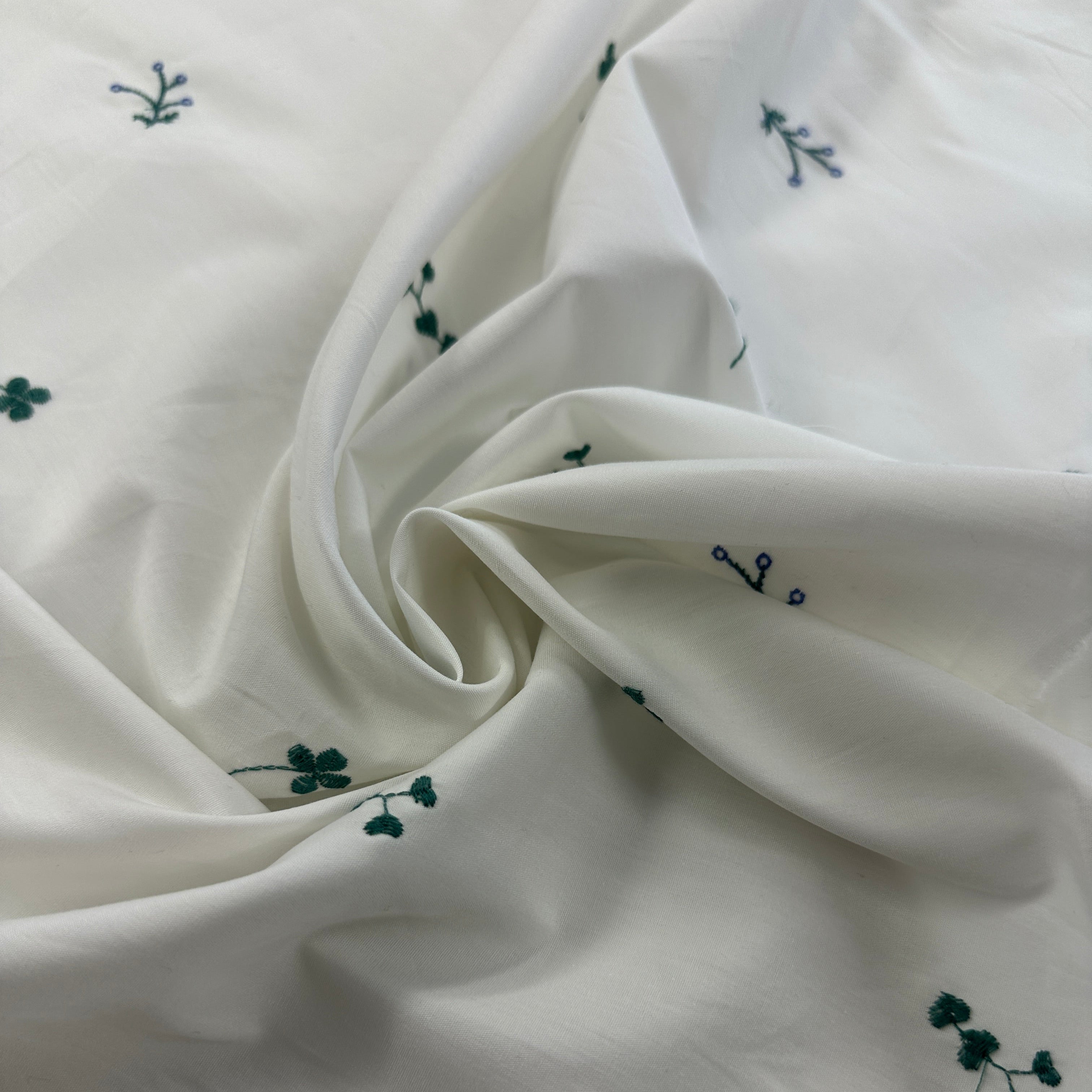 No. 2056 bestickter Baumwollpoplin