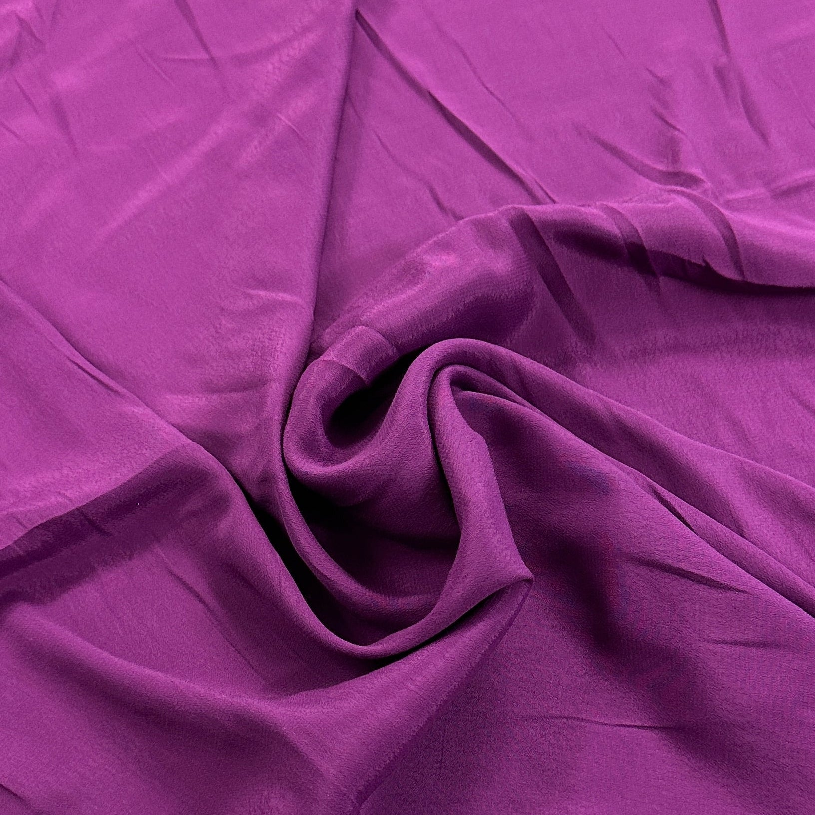 No. 2057 Viskose-Crepe lila