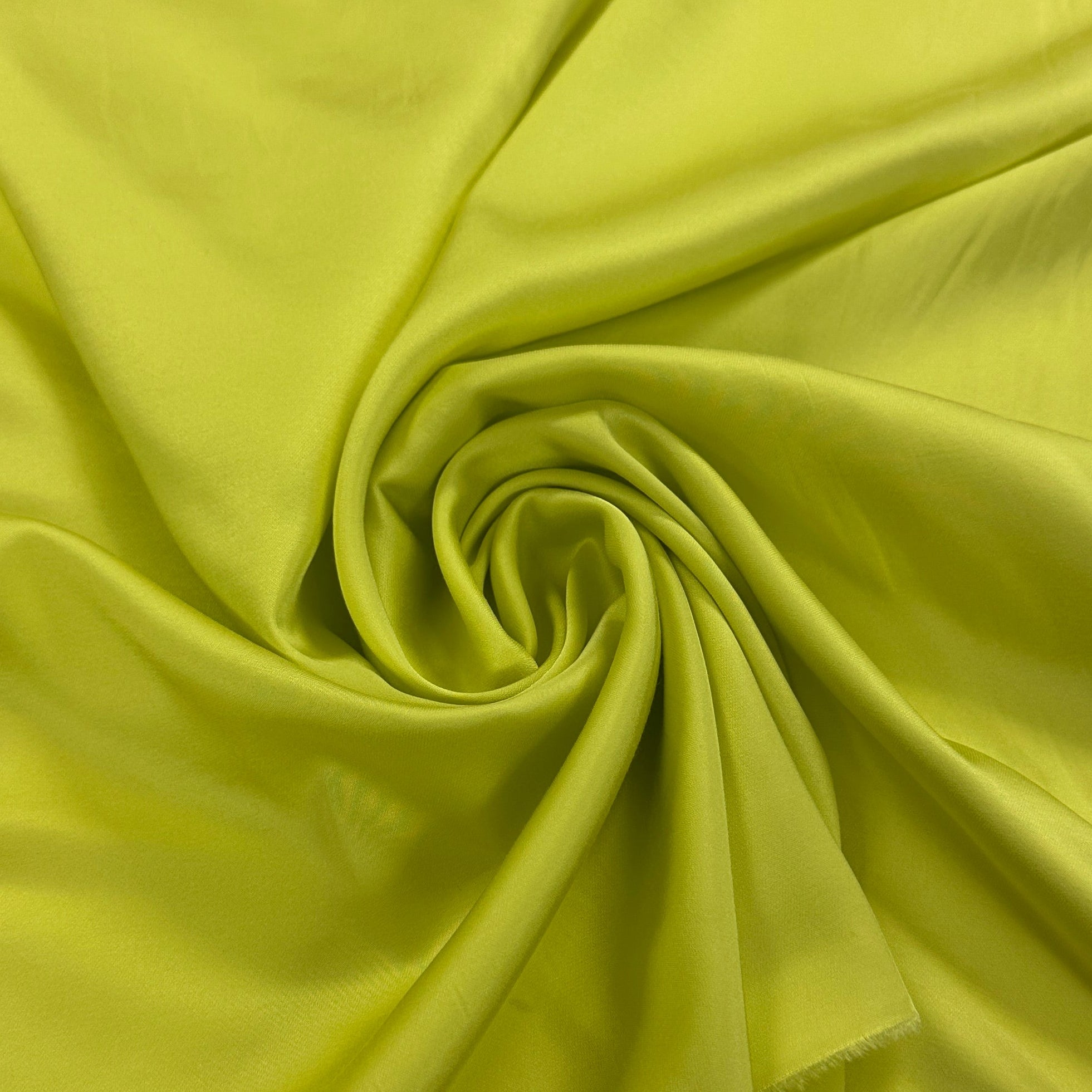 No. 2068 Viskosesatin Stretch gelbgrün
