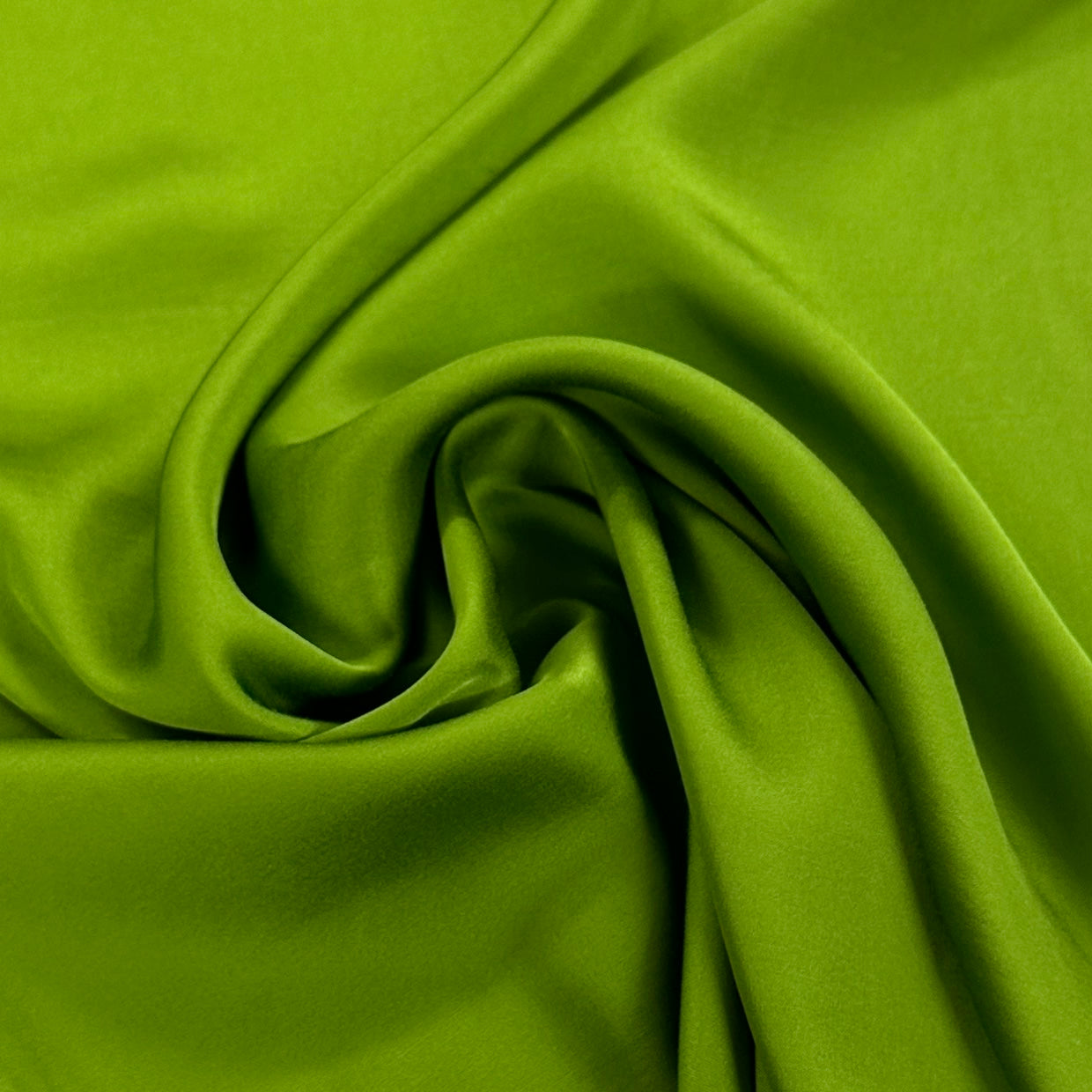 No. 2069 Viskosesatin Stretch apfelgrün