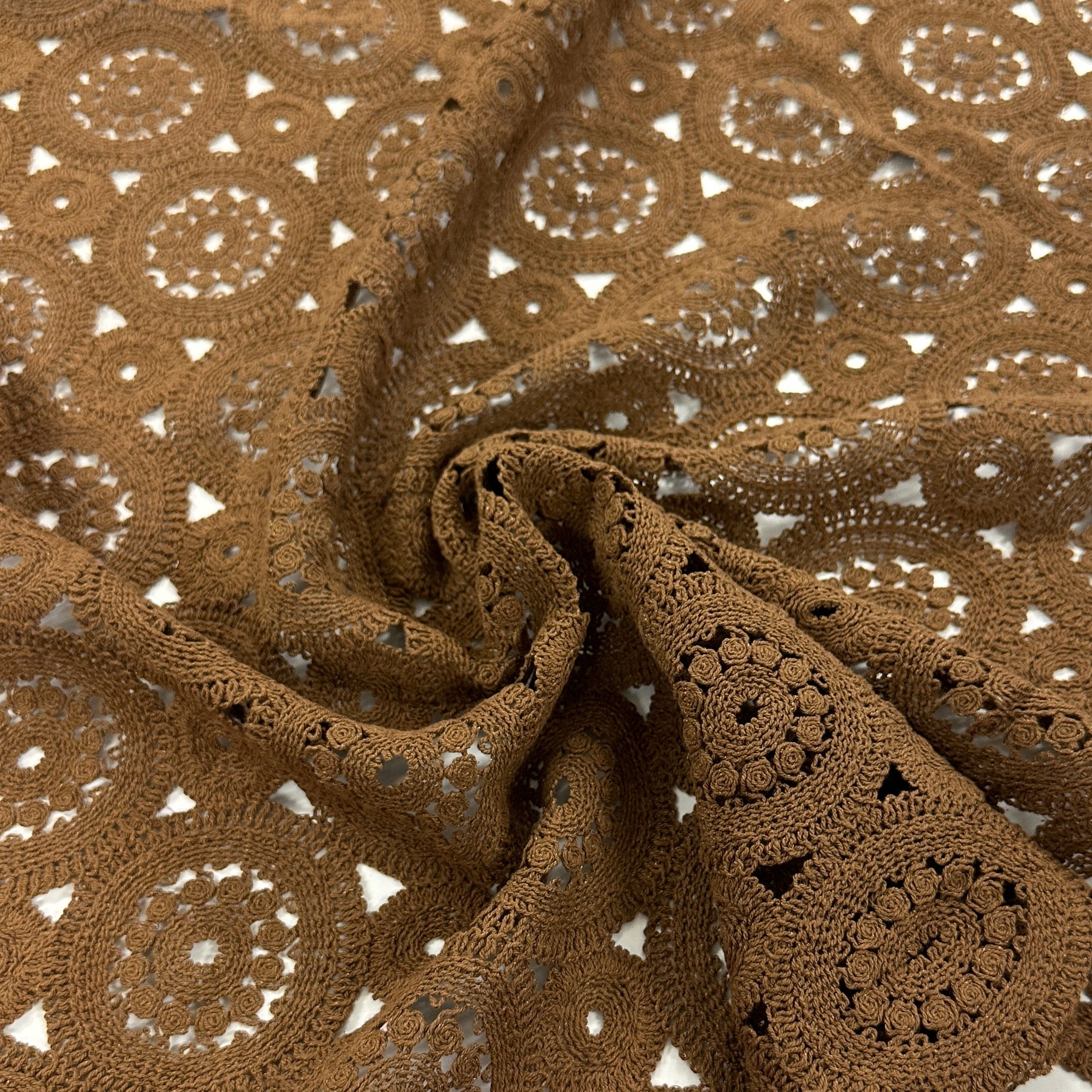 No. 2072 Häkelstoff chocolat