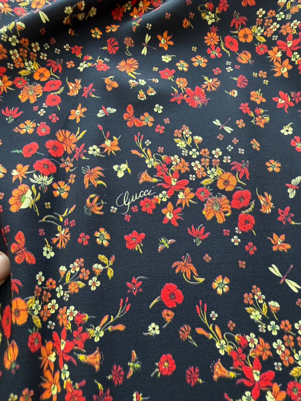 Seiden-Crepe, Blumenmuster | mehrere Abschnitte