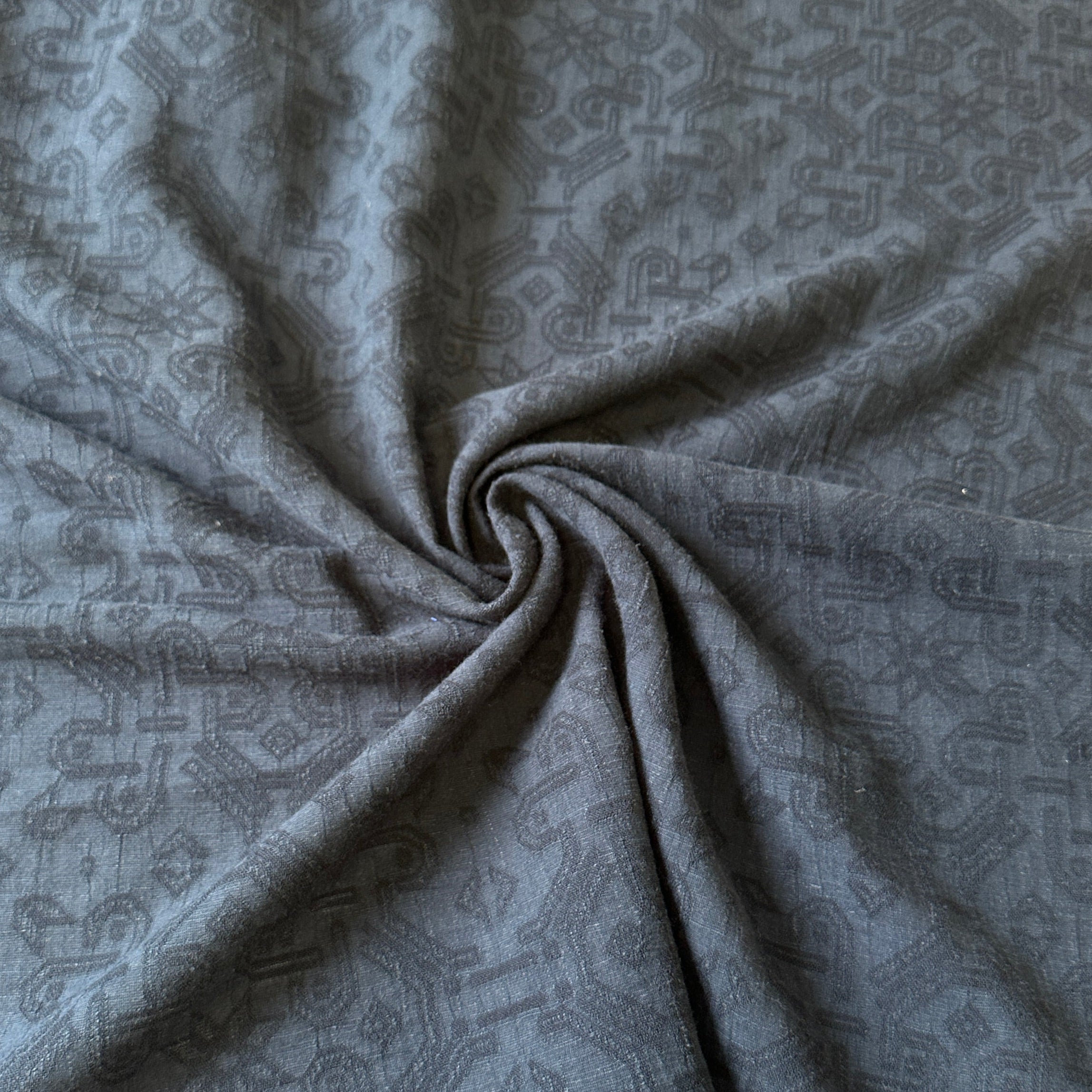 No. 1580 Jacquard ton-in-ton marine