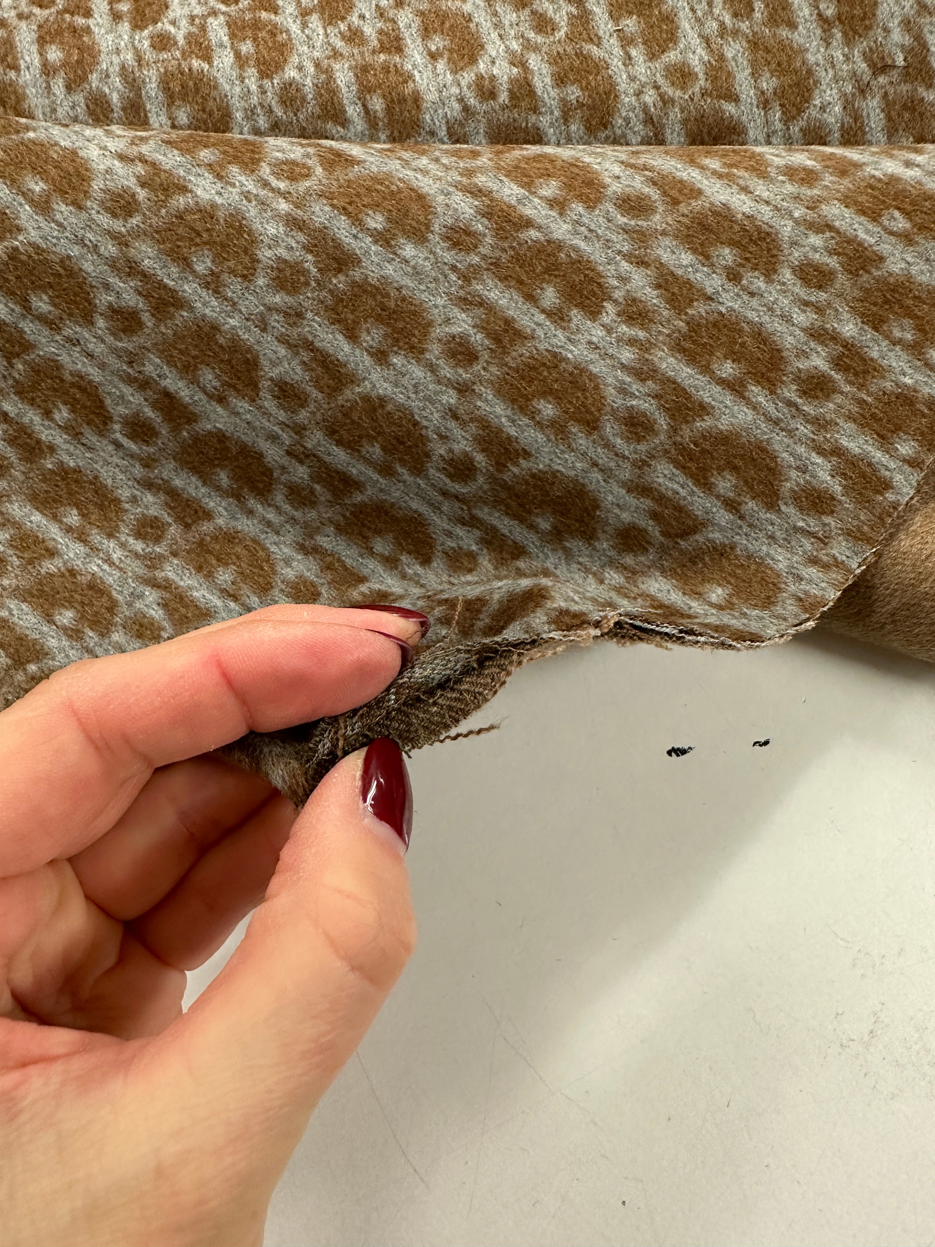 No. 1870 Doubleface Schurwolle camel D*or