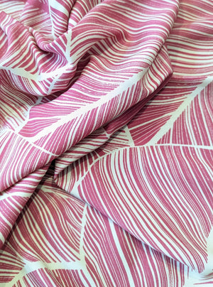 No. 954 bedruckte Viskose magenta mit Blätter