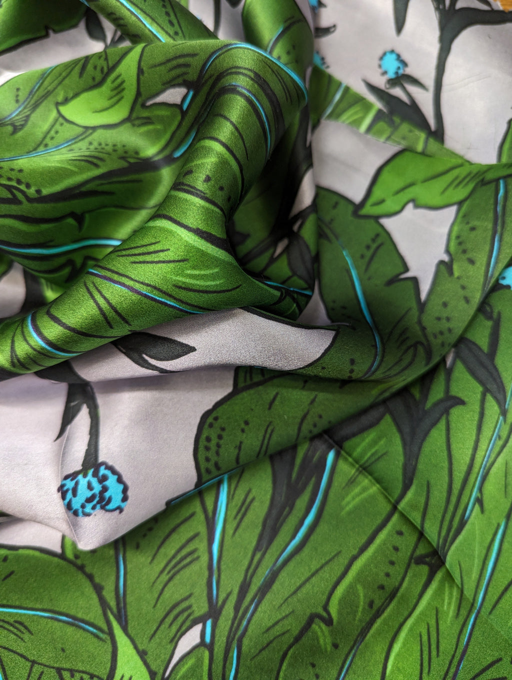 No. 935 bedruckter Seidensatin Blumen