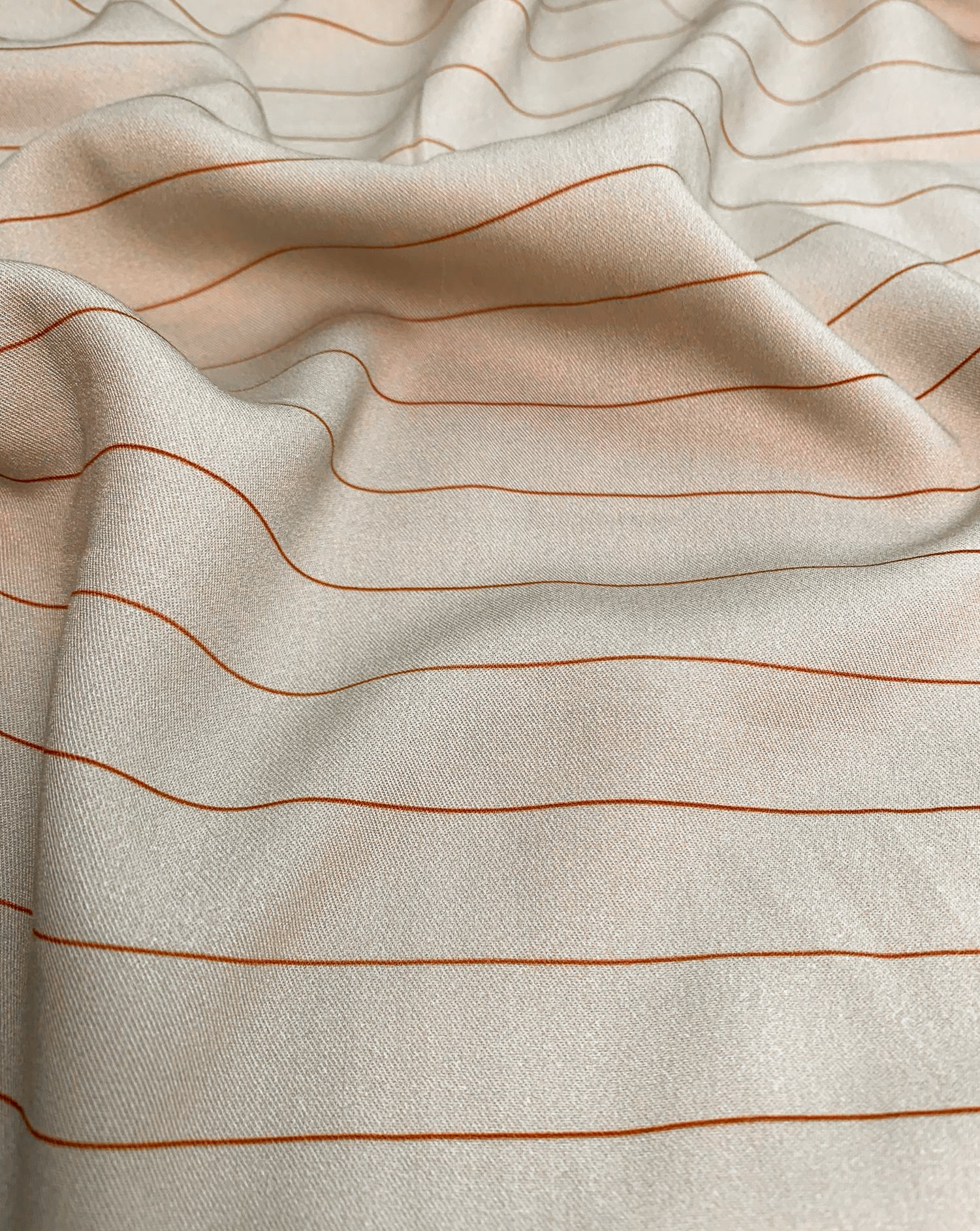 No. 917 Viscose with stripes cream/red