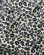 No. 848 viscose kiss print