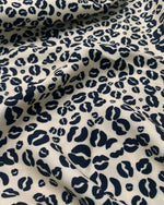 No. 848 viscose kiss print