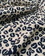 No. 848 viscose kiss print