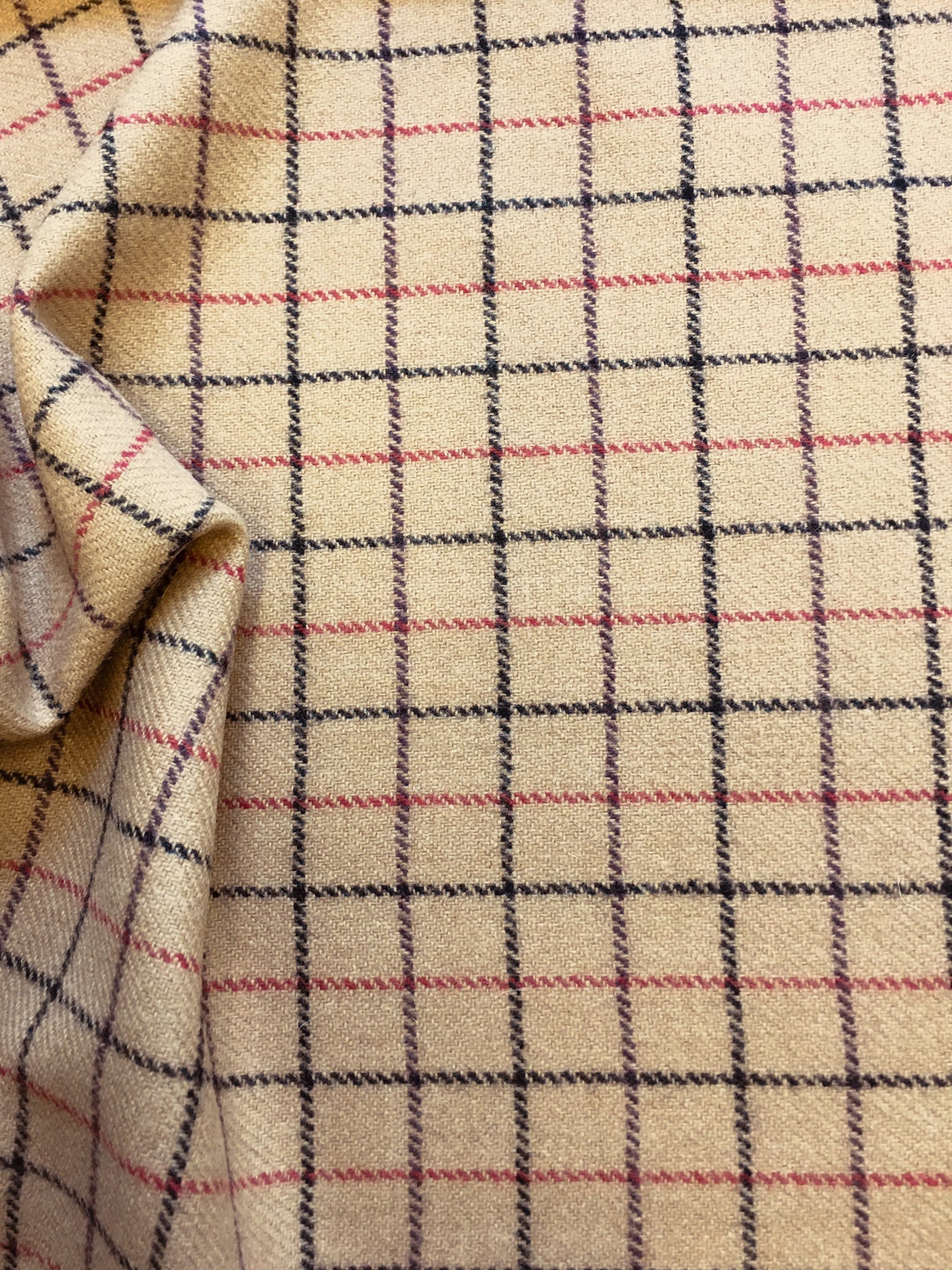 No. 440 checked wool fabric