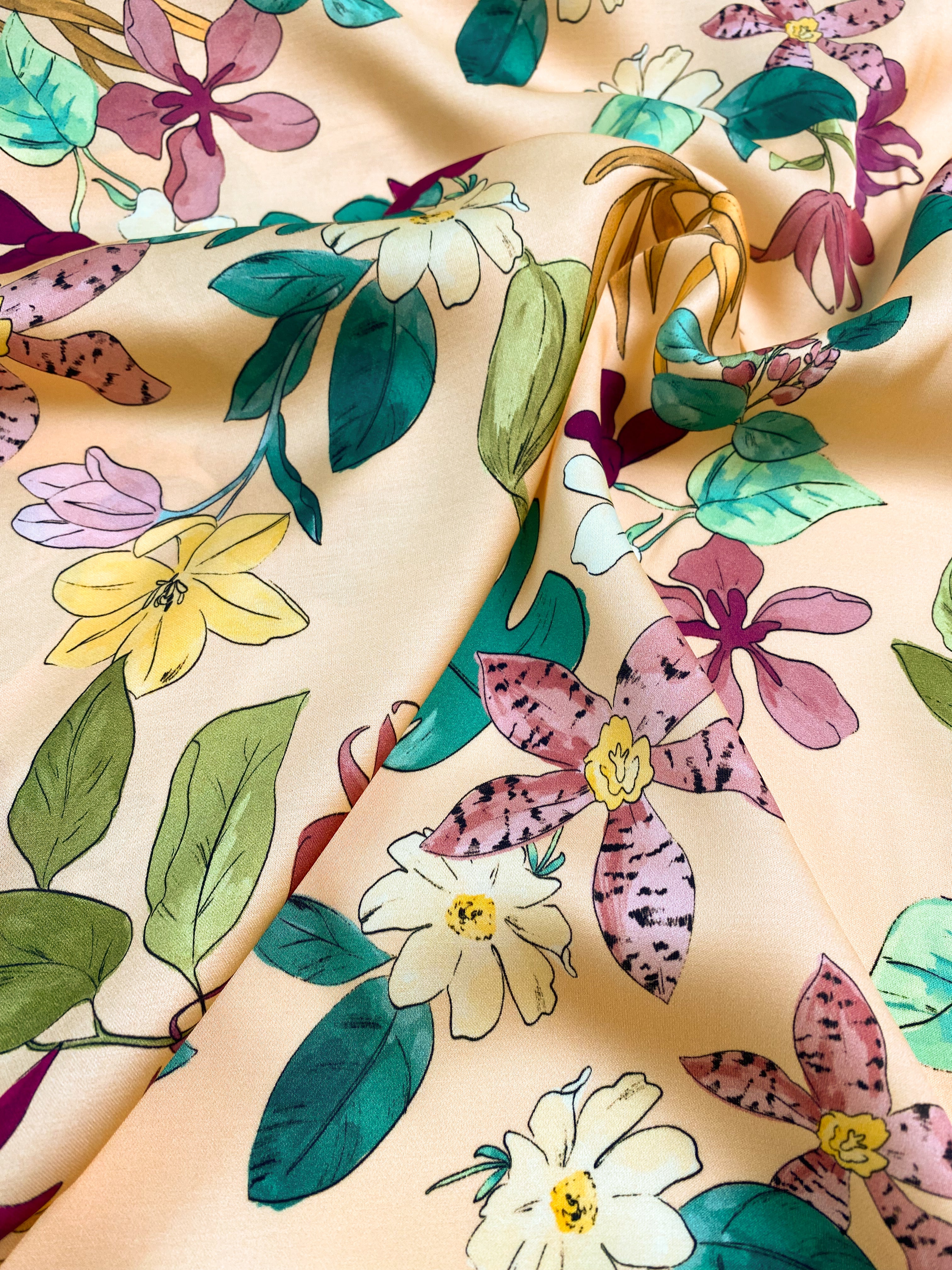 No. 83 Viskose Orchideen Print