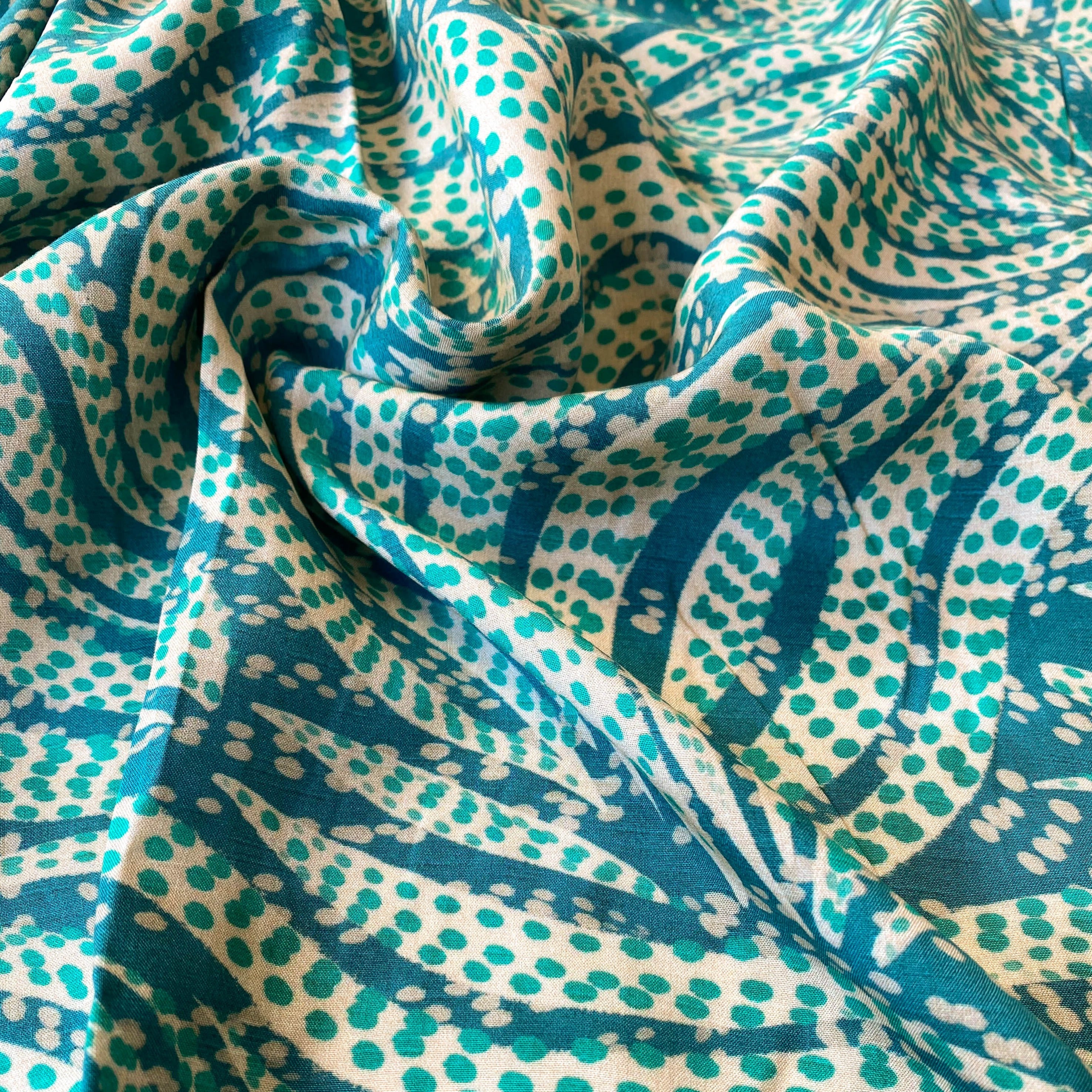 Non. 1198 Viscose à imprimé végétal abstrait