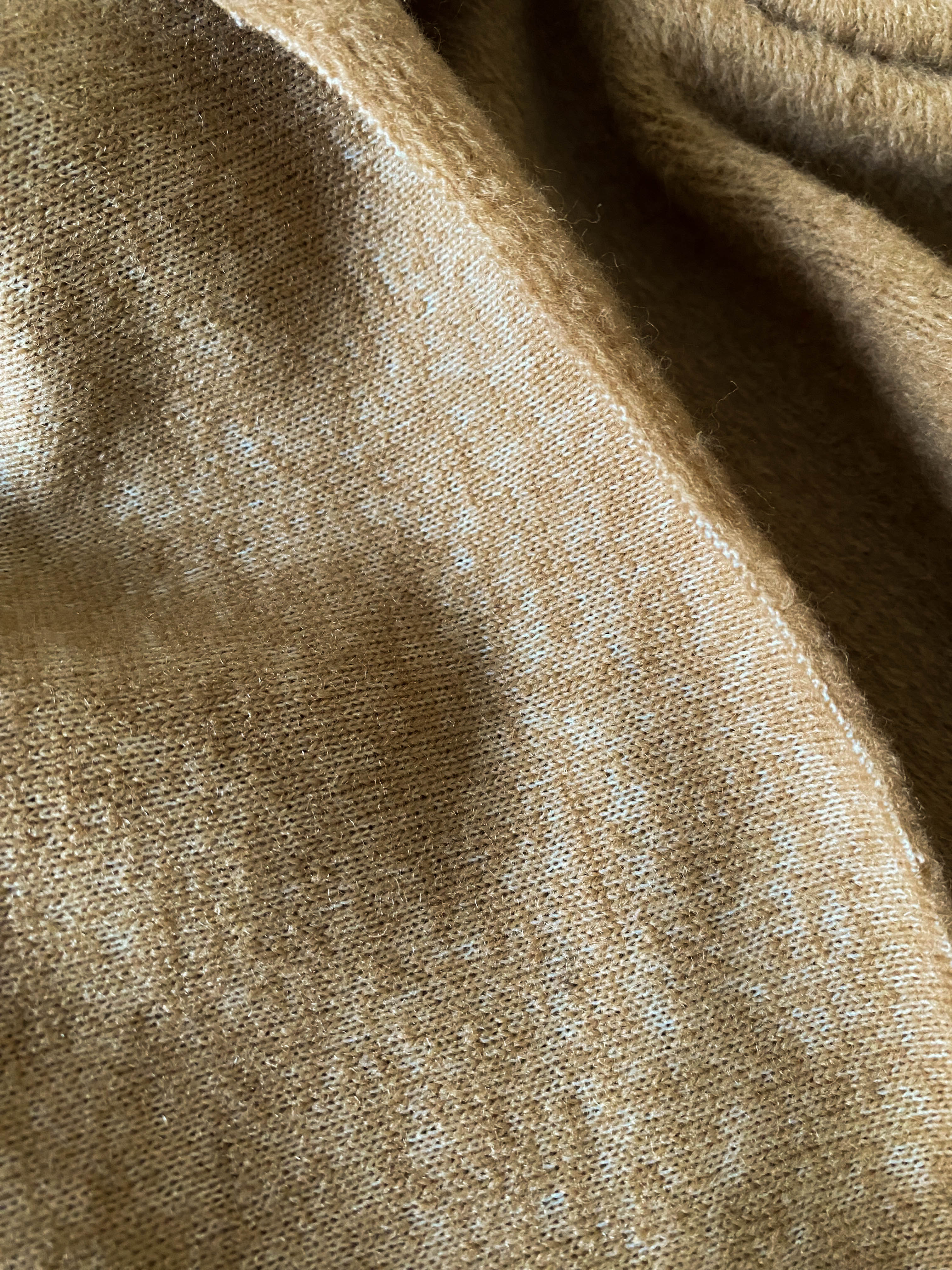 No. 1154 Wool knit light brown