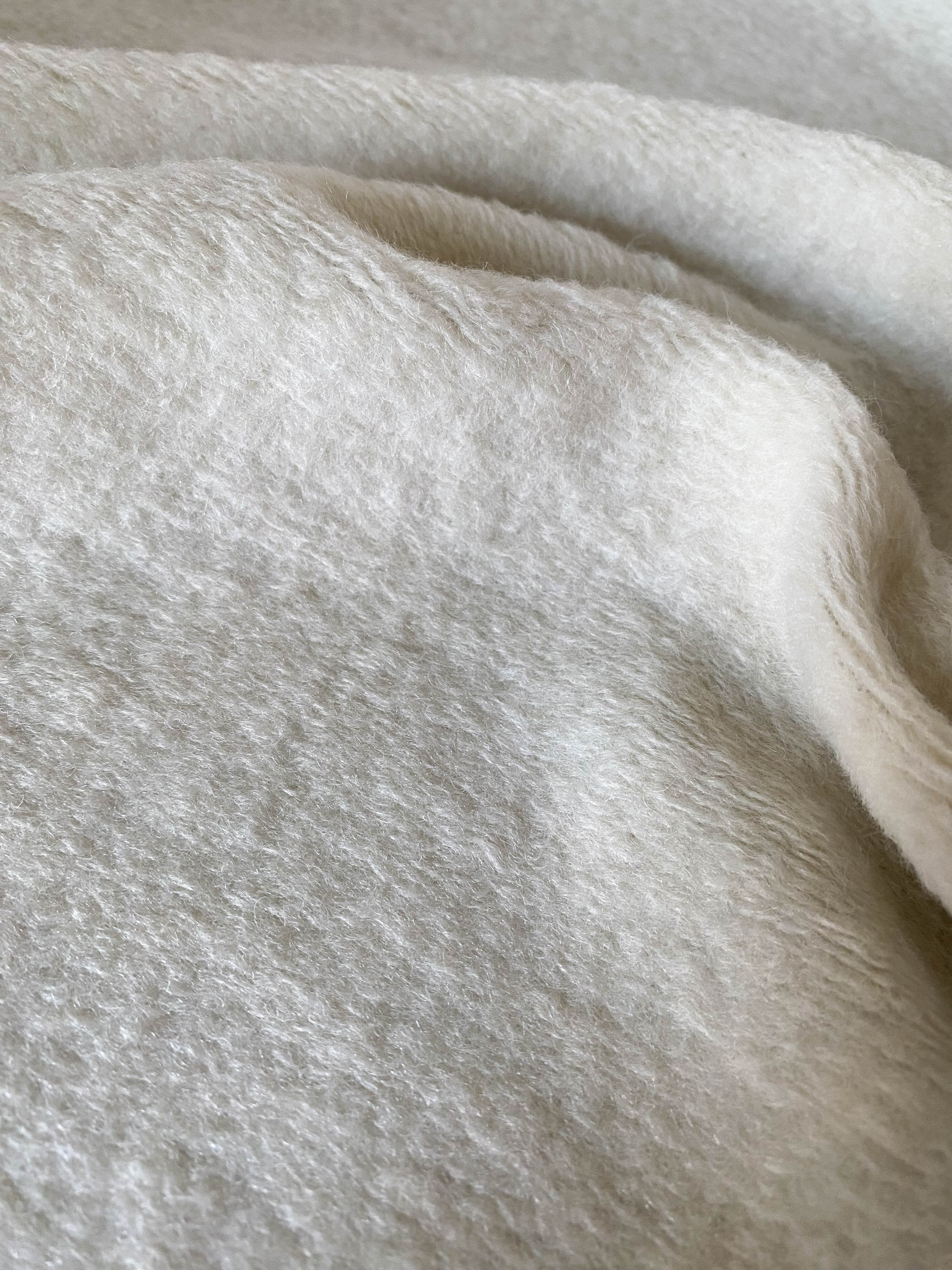 No. 1153 Wool knit cream white / 130 cm