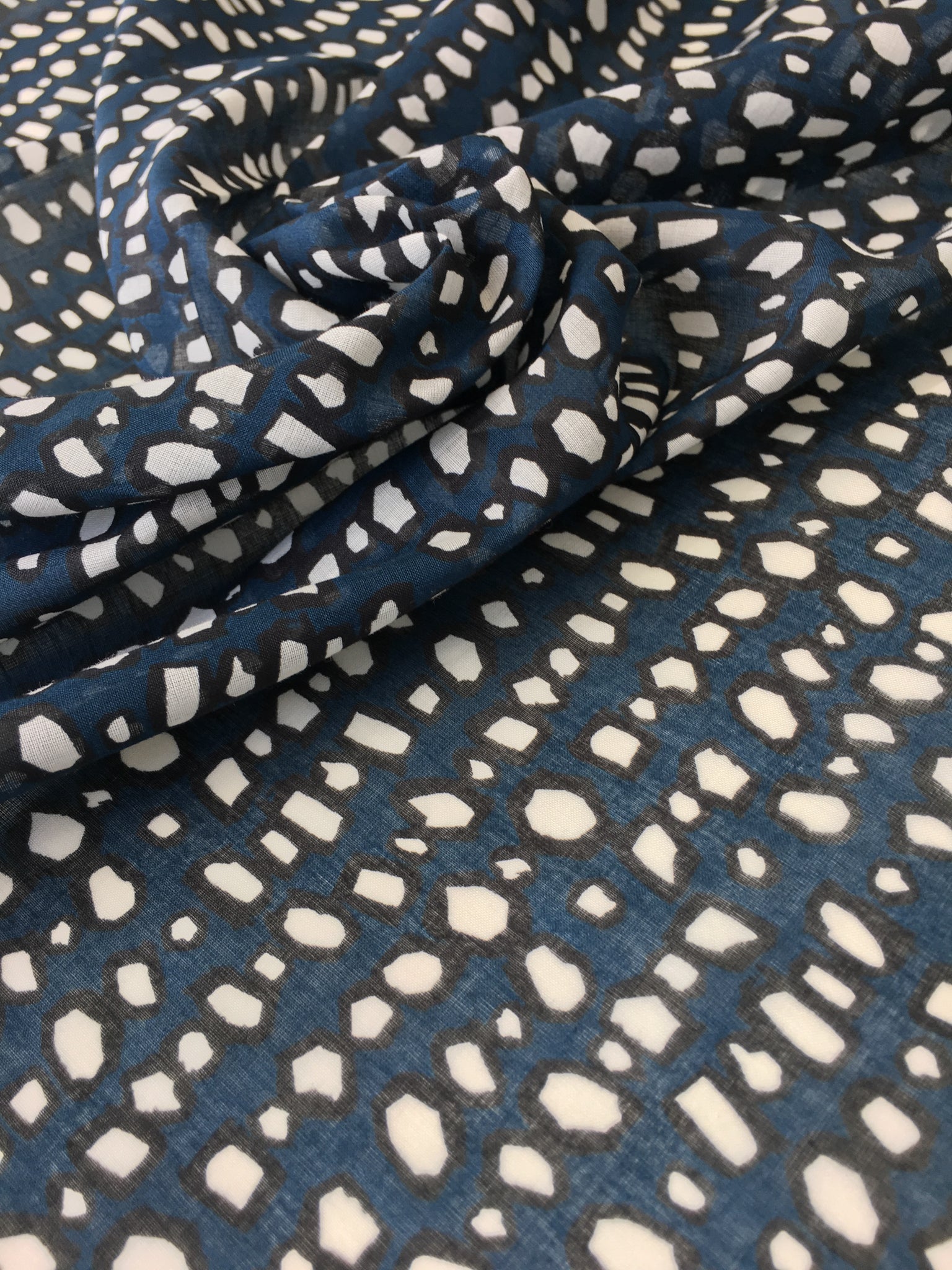 No. 1029 cotton voile with polka dots