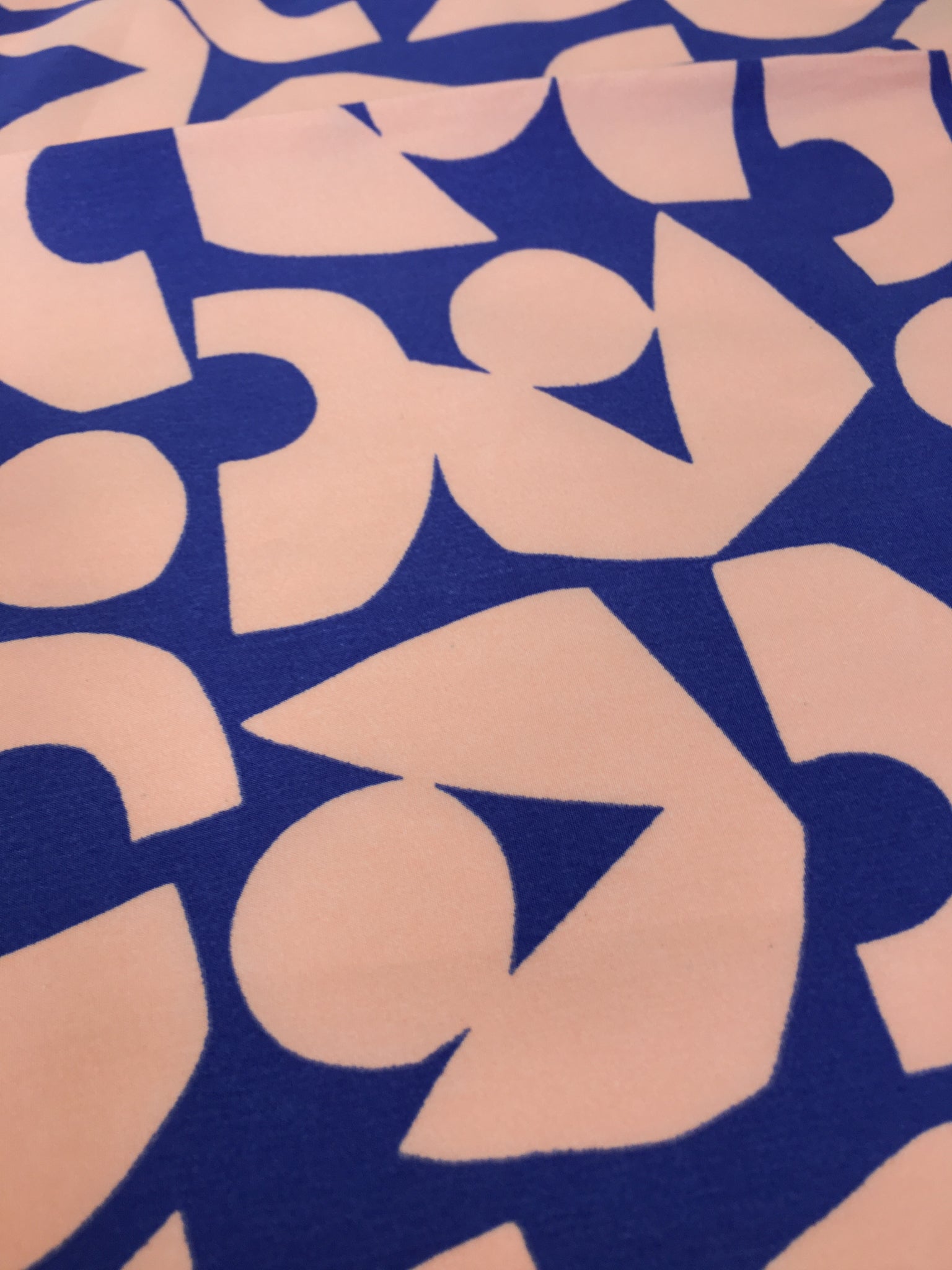 No. 1021 Baumwolle mit abstrakten Muster